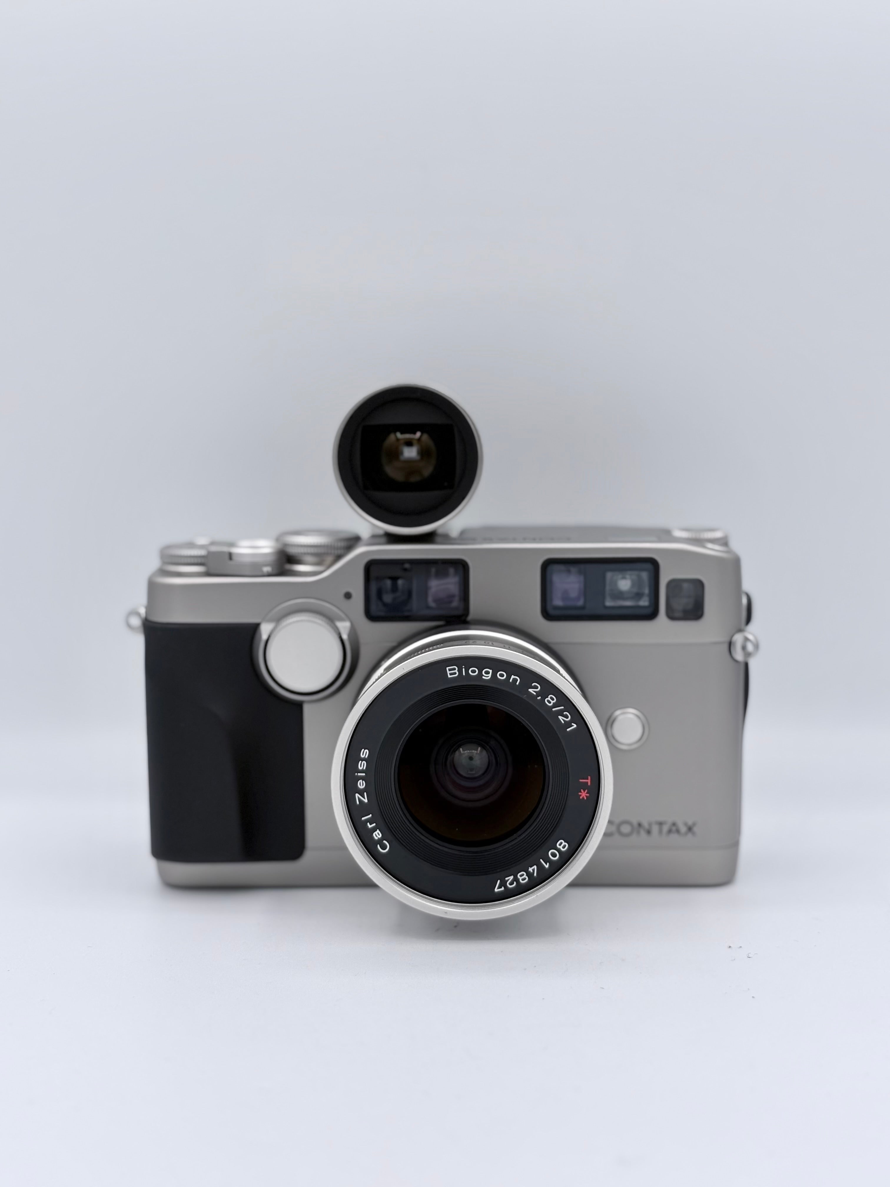 Contax 21/2.8 SN: 8014827