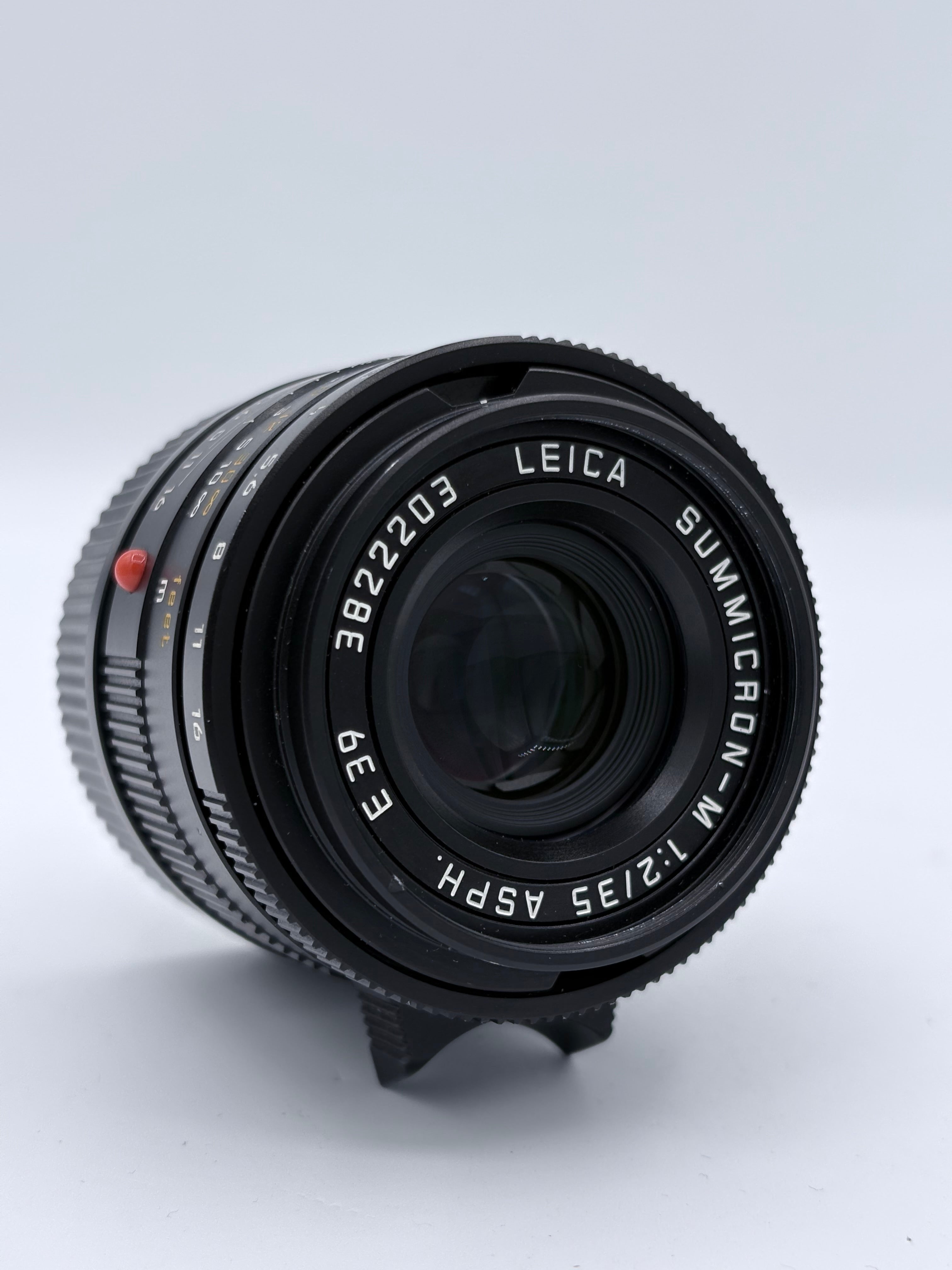 Leica 35/2 Summicron ASPH SN: 3822203