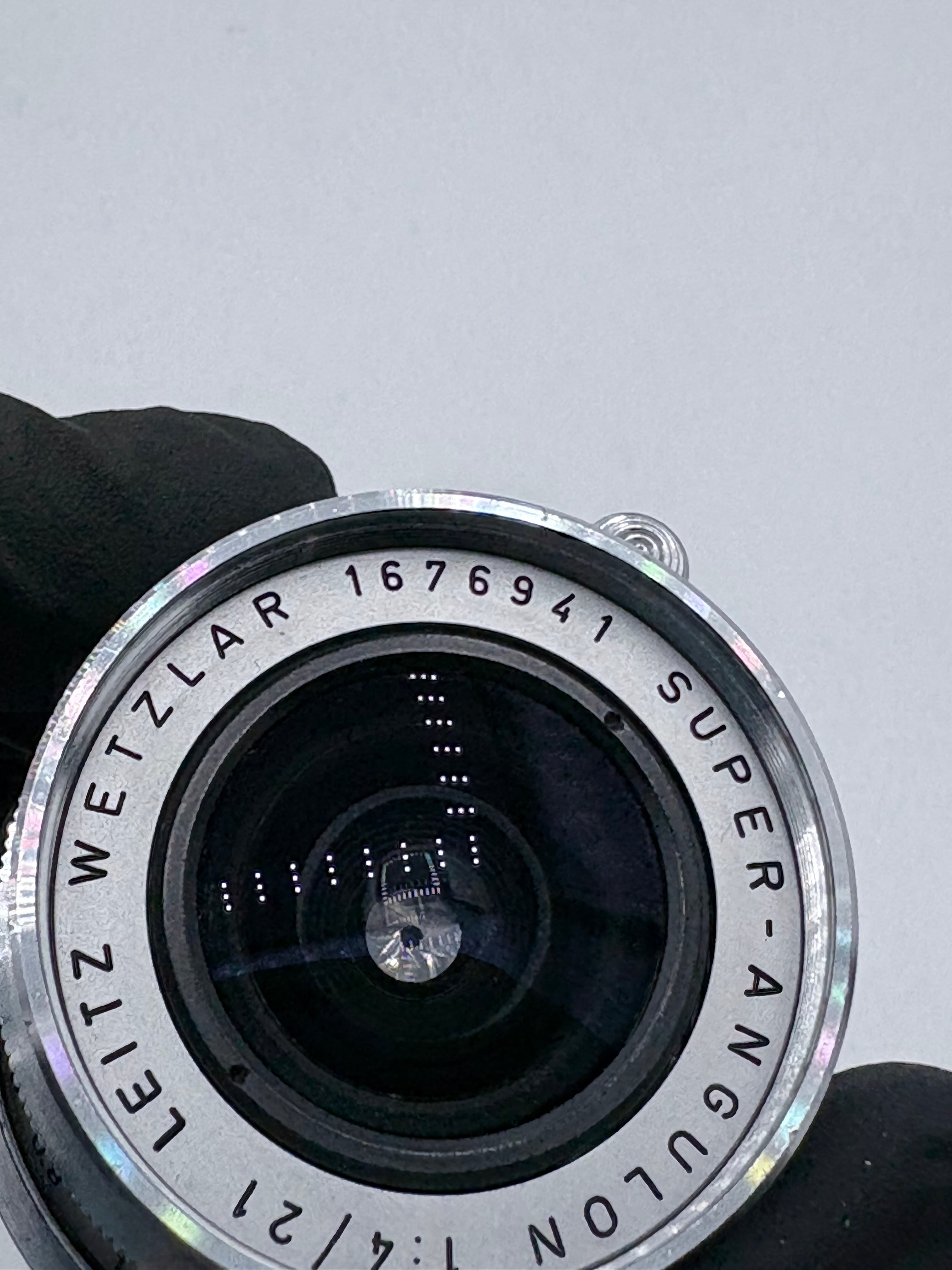 Leica SUPER-ANGULON 21mm f4 SN: 1676941