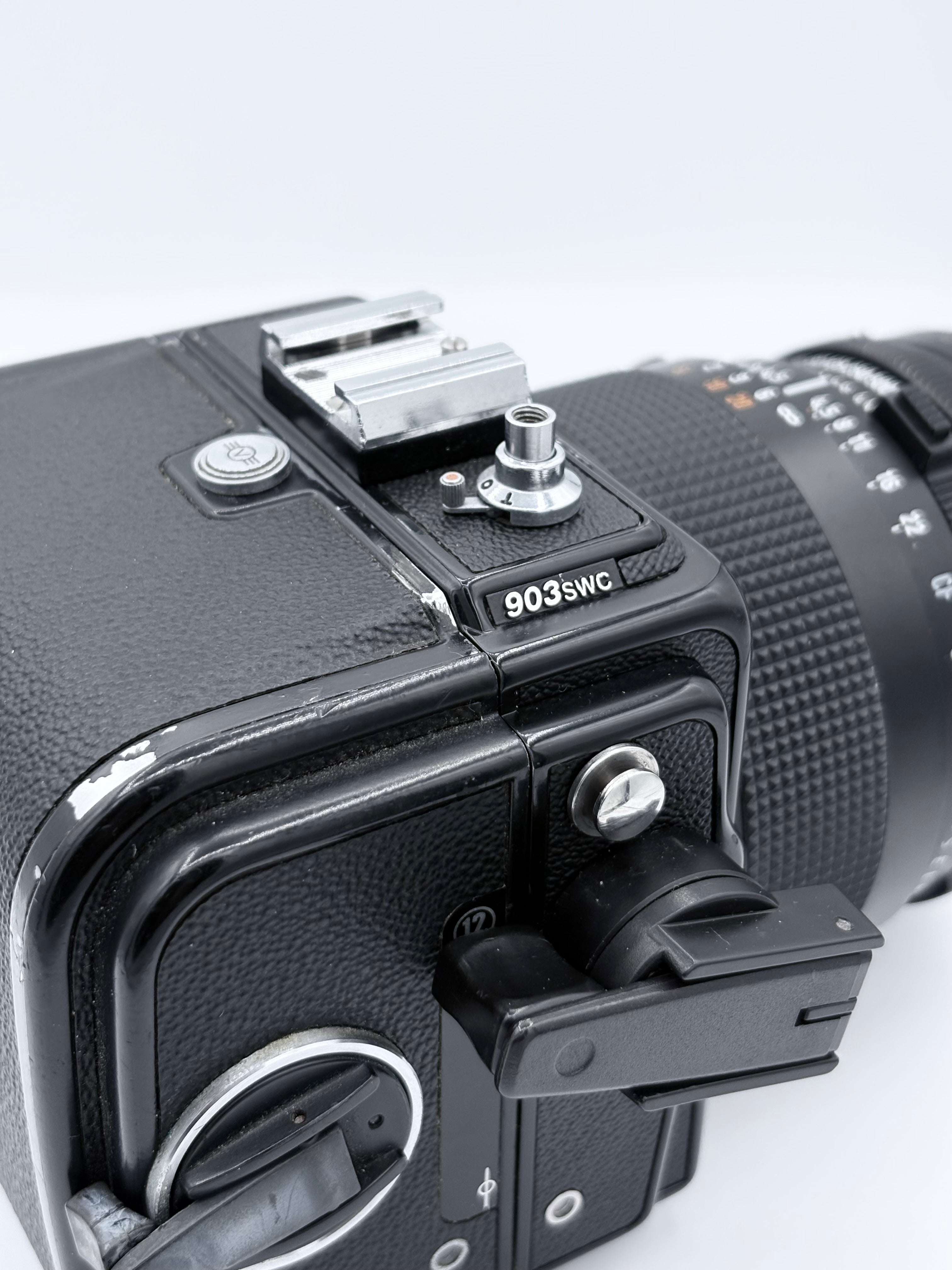 Hasselblad 903swc SN: 7123015