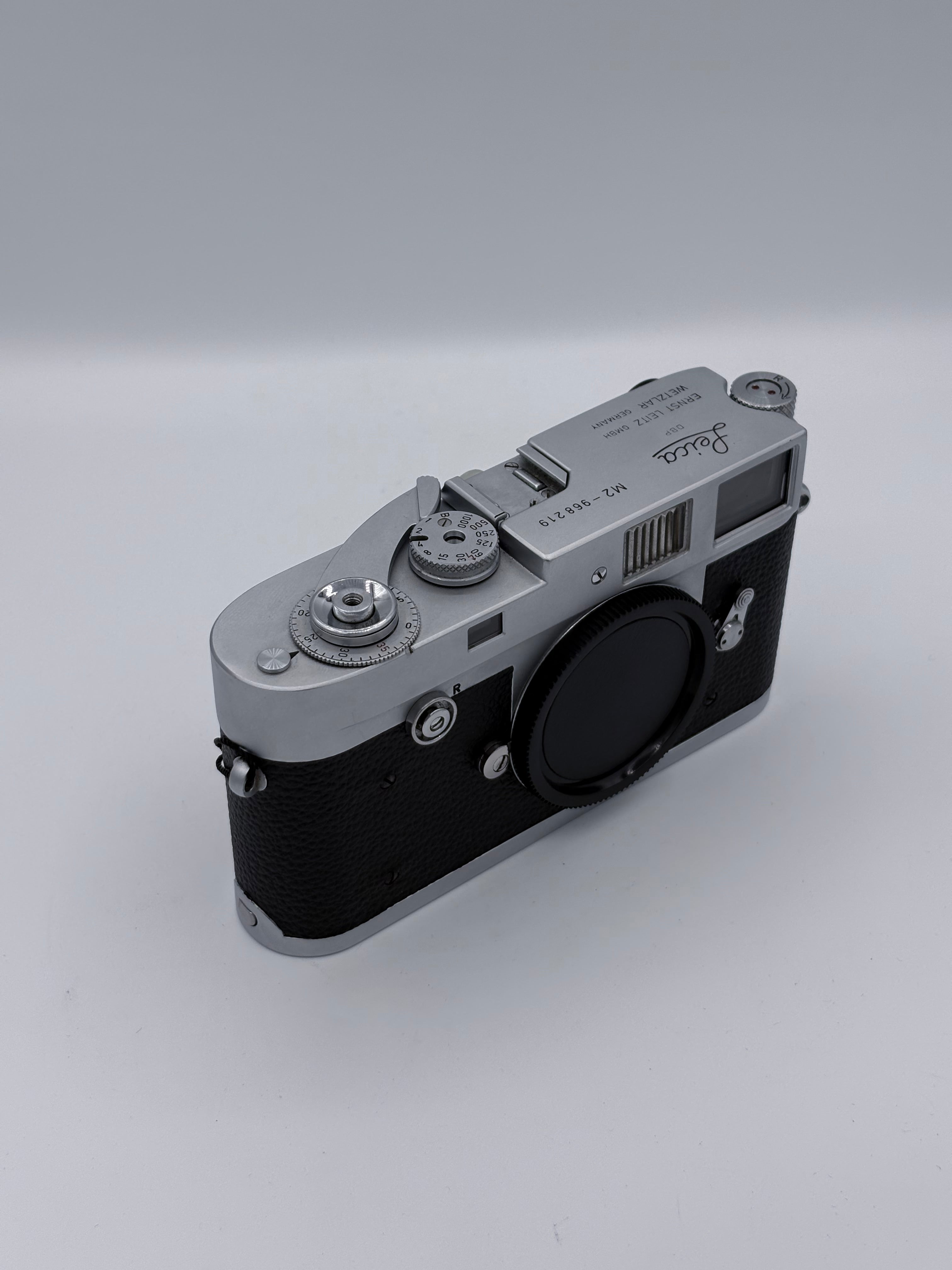 Leica M2 SN: 968 219