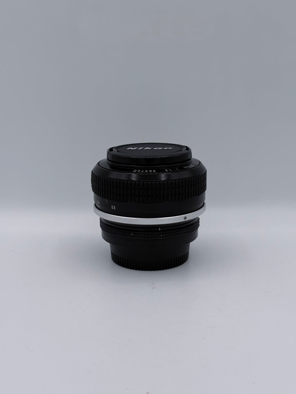 Nikon 55mm f1.2 sn 365760