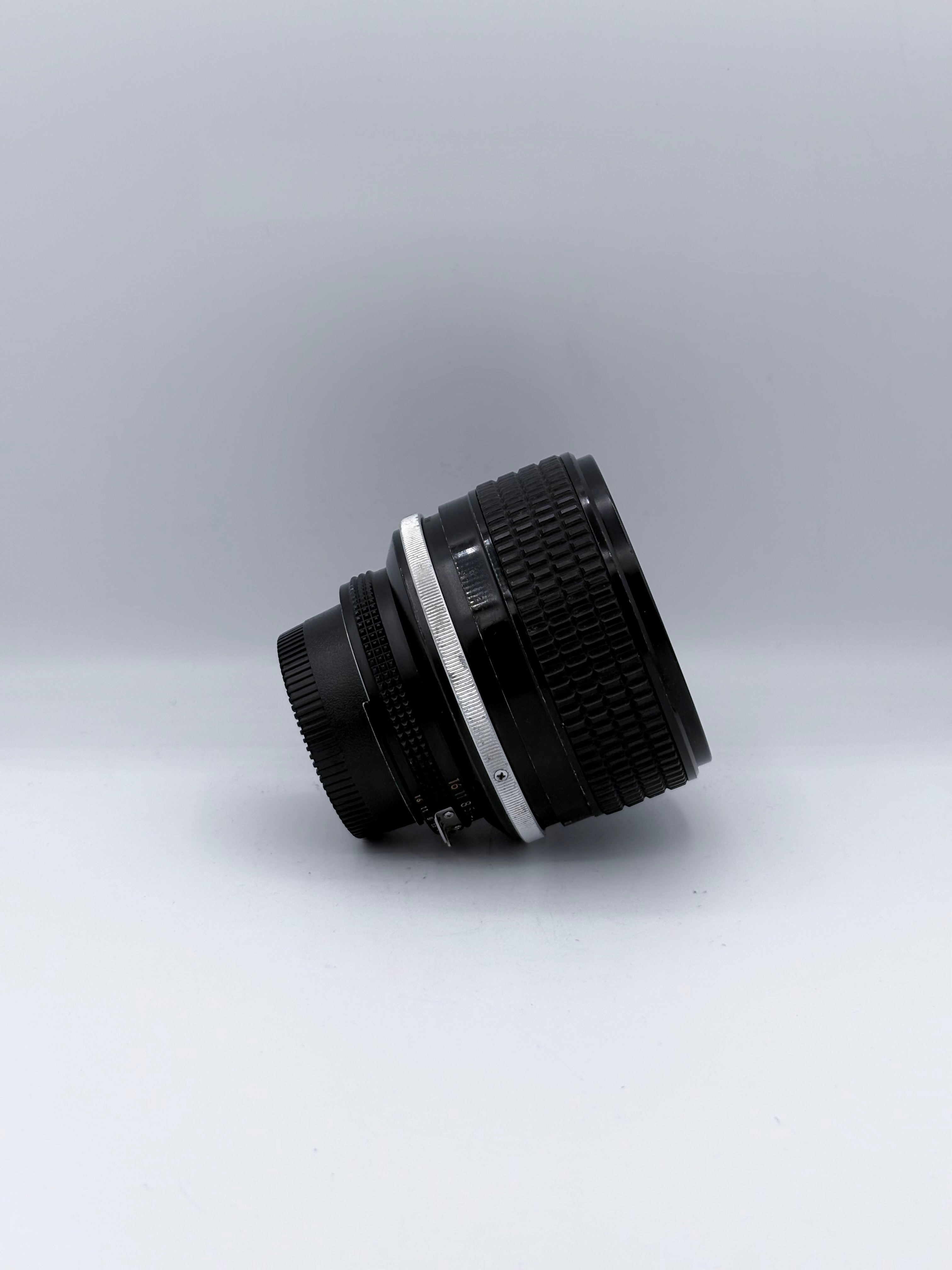 Nikon Nikkor 80mm F1.4 Lens SN: 211361