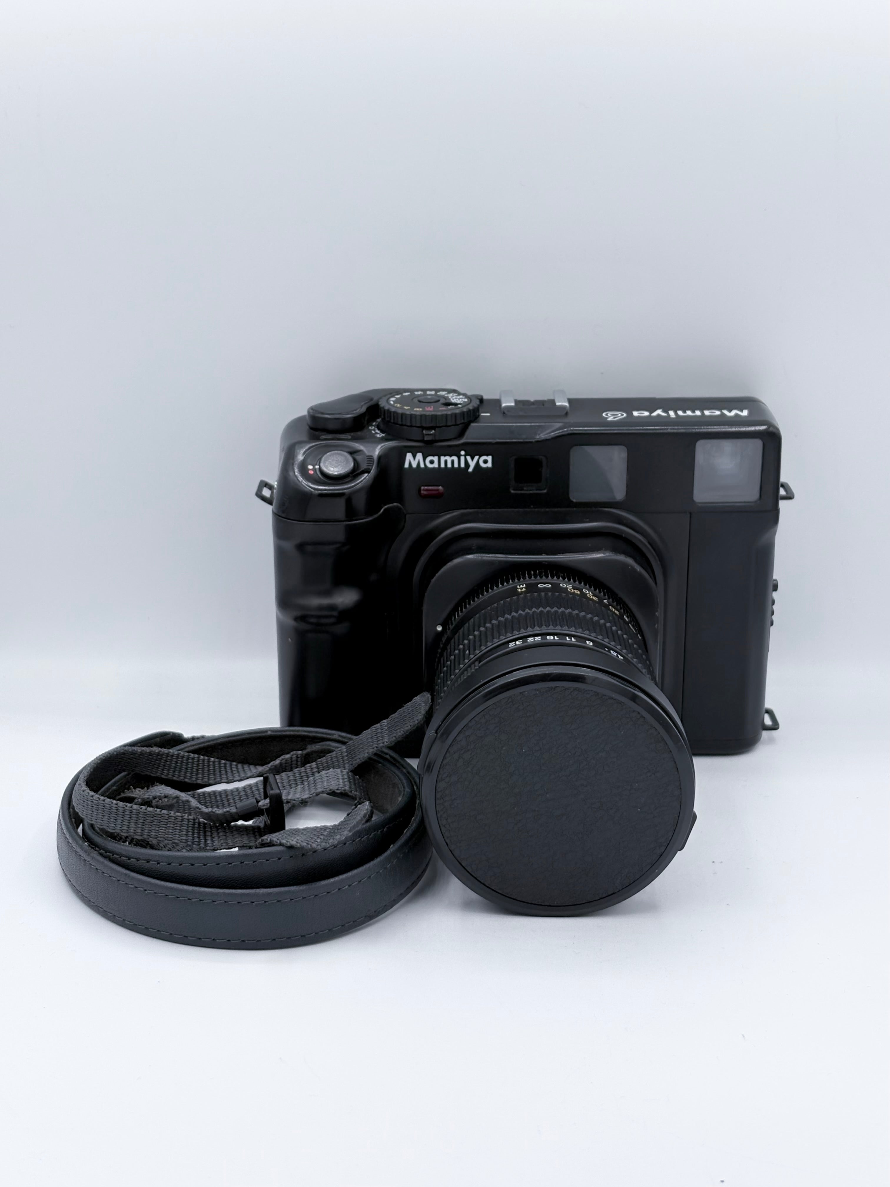 Mamiya 6 sn:301543, 50mm f4 sn:301135, 150mm f4.5 sn311709