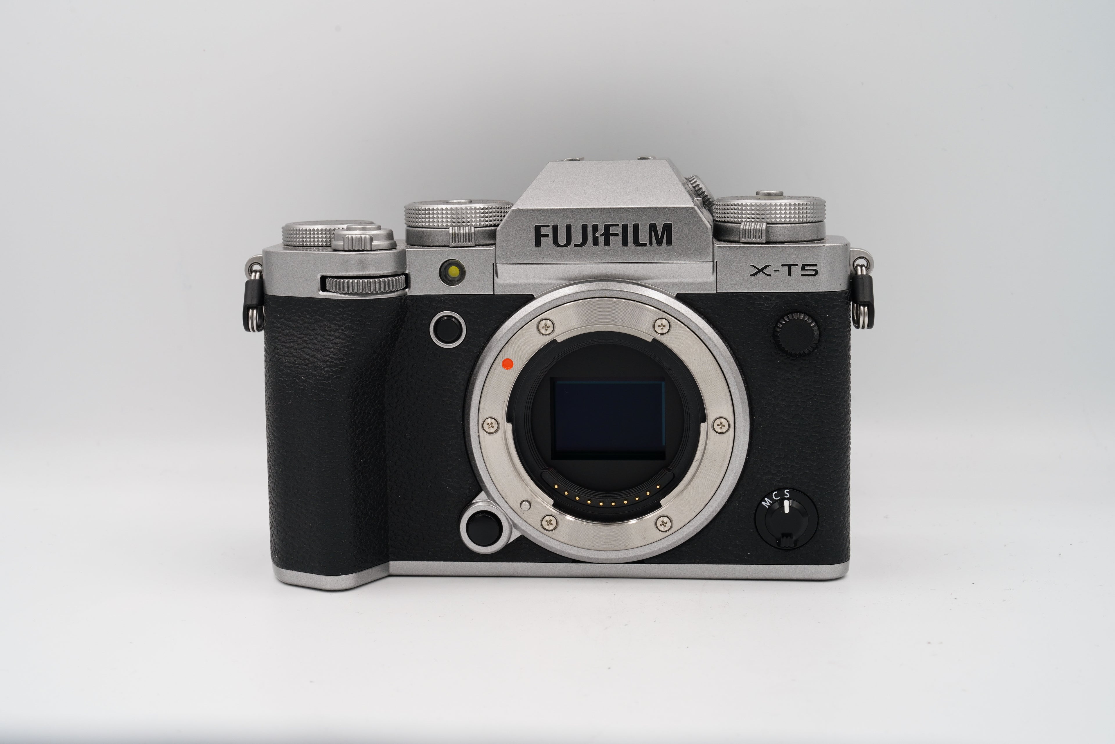 Fuji X-T5 Camera Body
