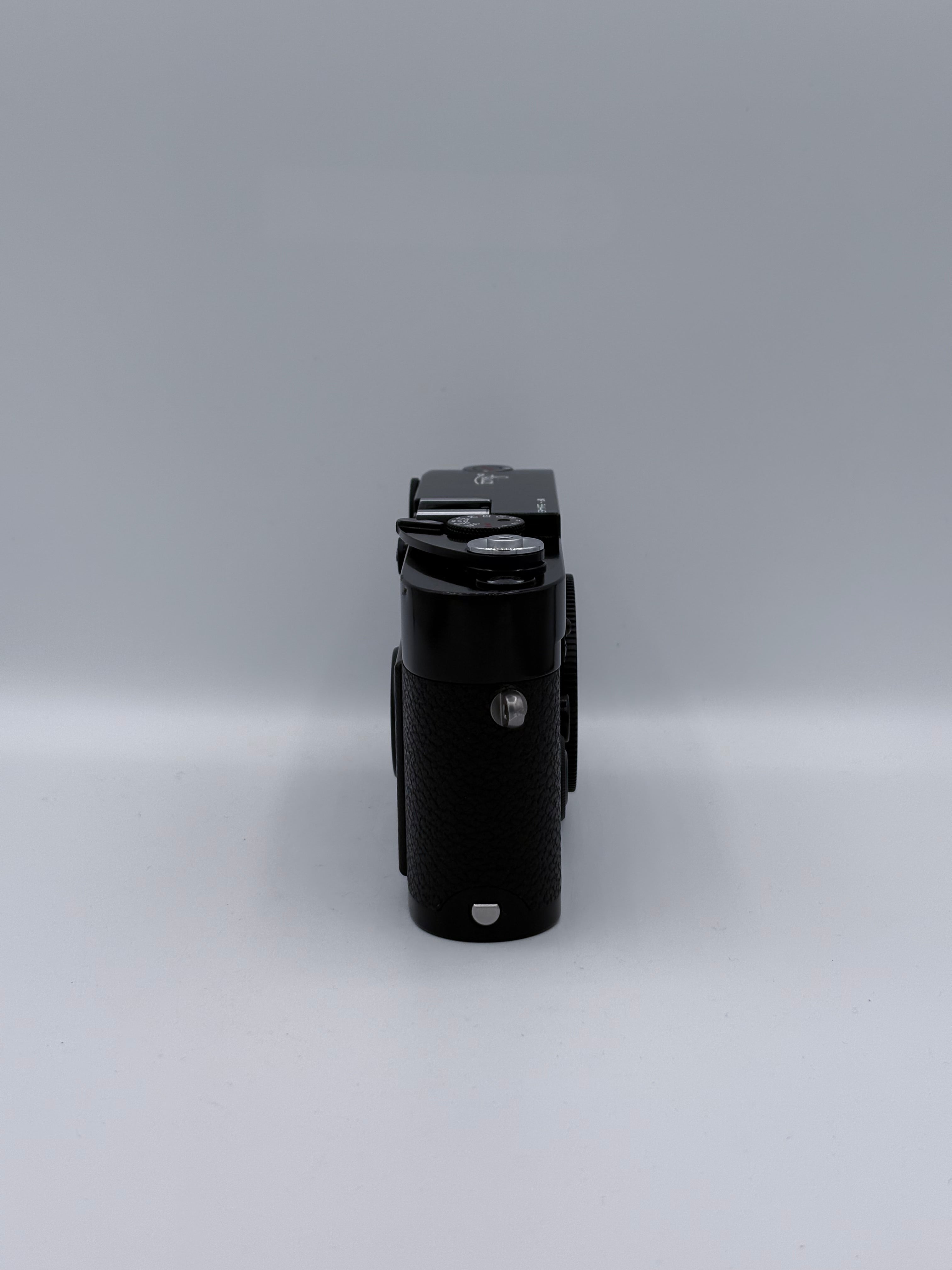  Leica MP Black Paint SN: 5664463 