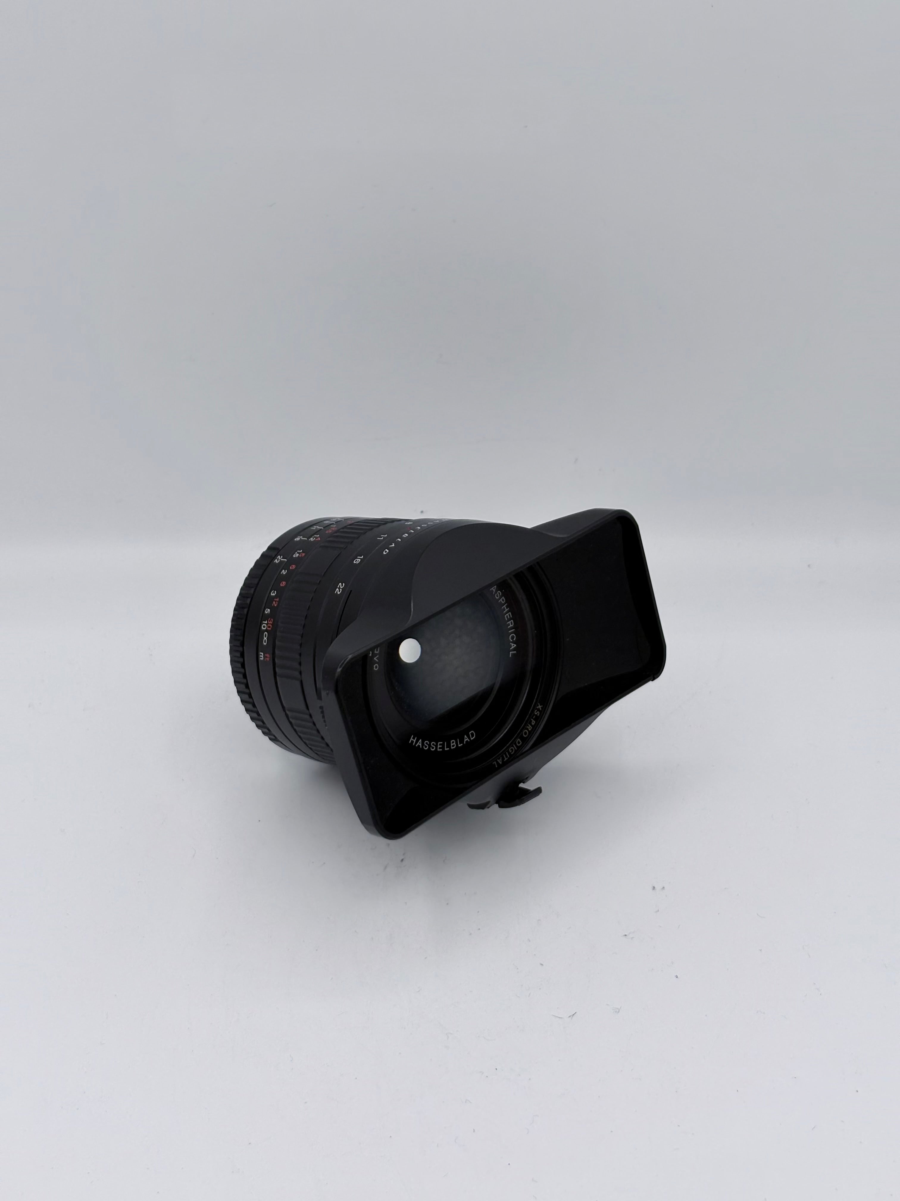 Hasselblad Xpan 30mm Len with Centre Grey Filter And Viewfinder Sn: 8XEE10006