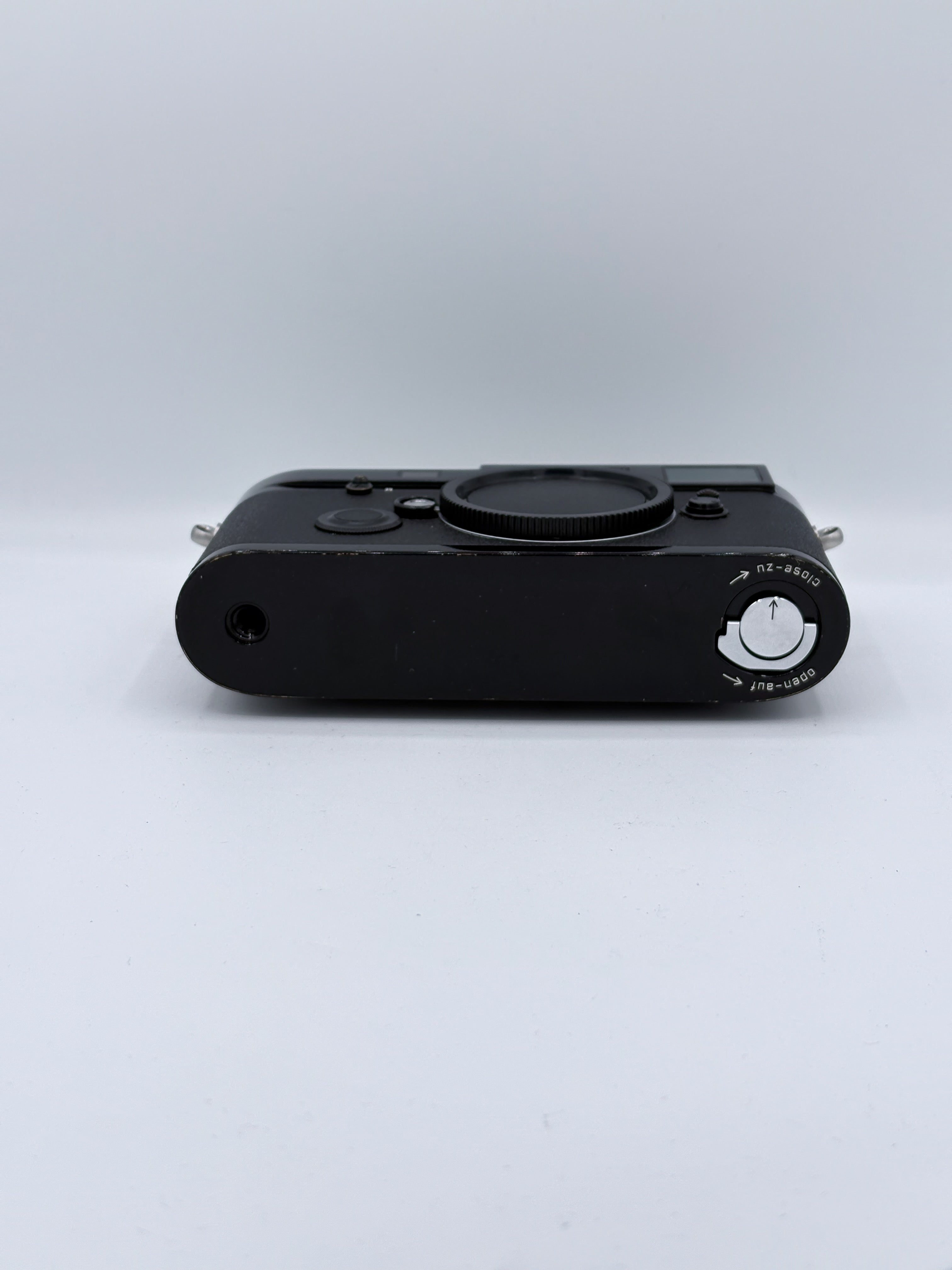 Leica MP-Black Paint SN:4666033