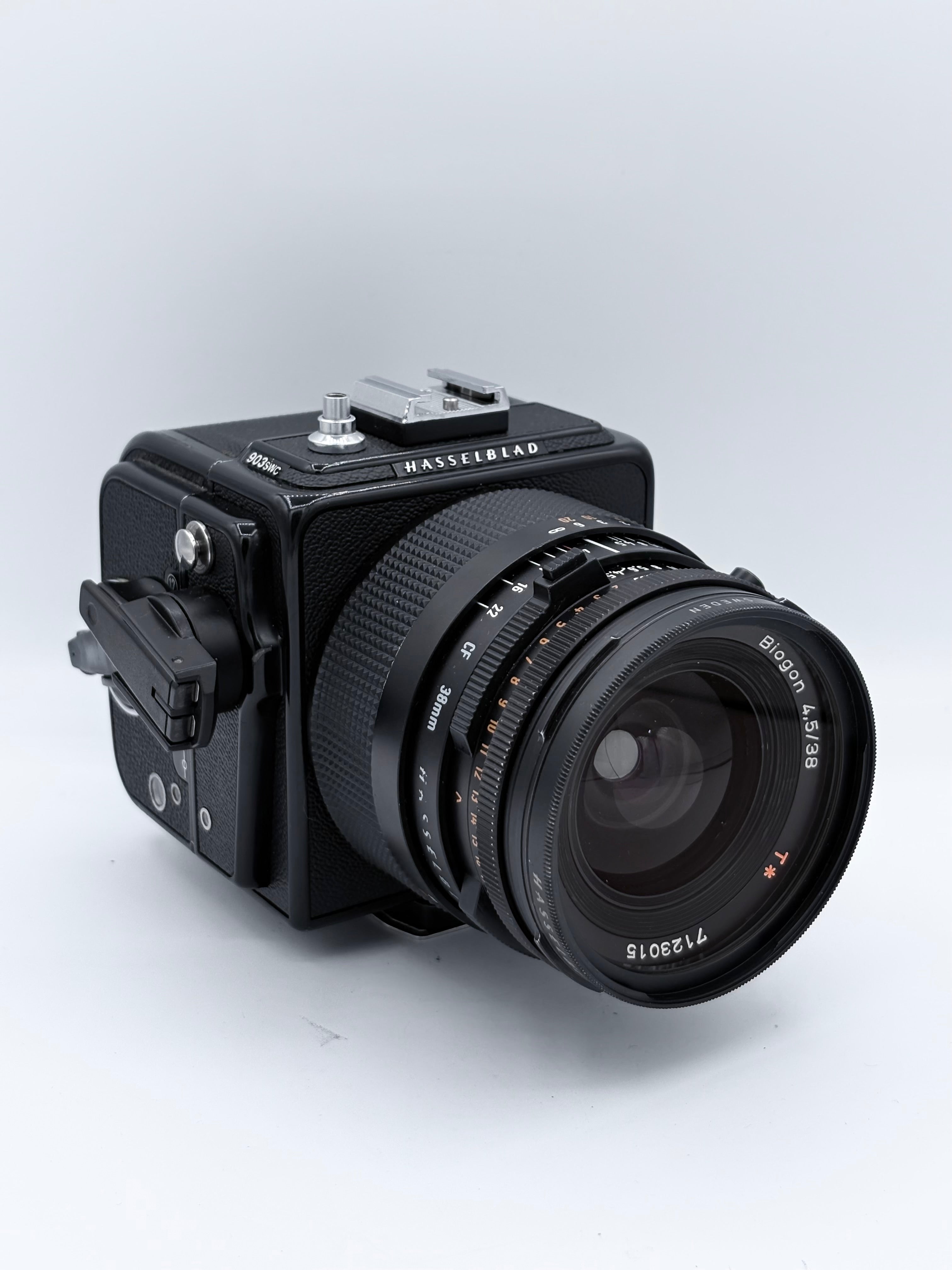Hasselblad 903swc SN: 7123015
