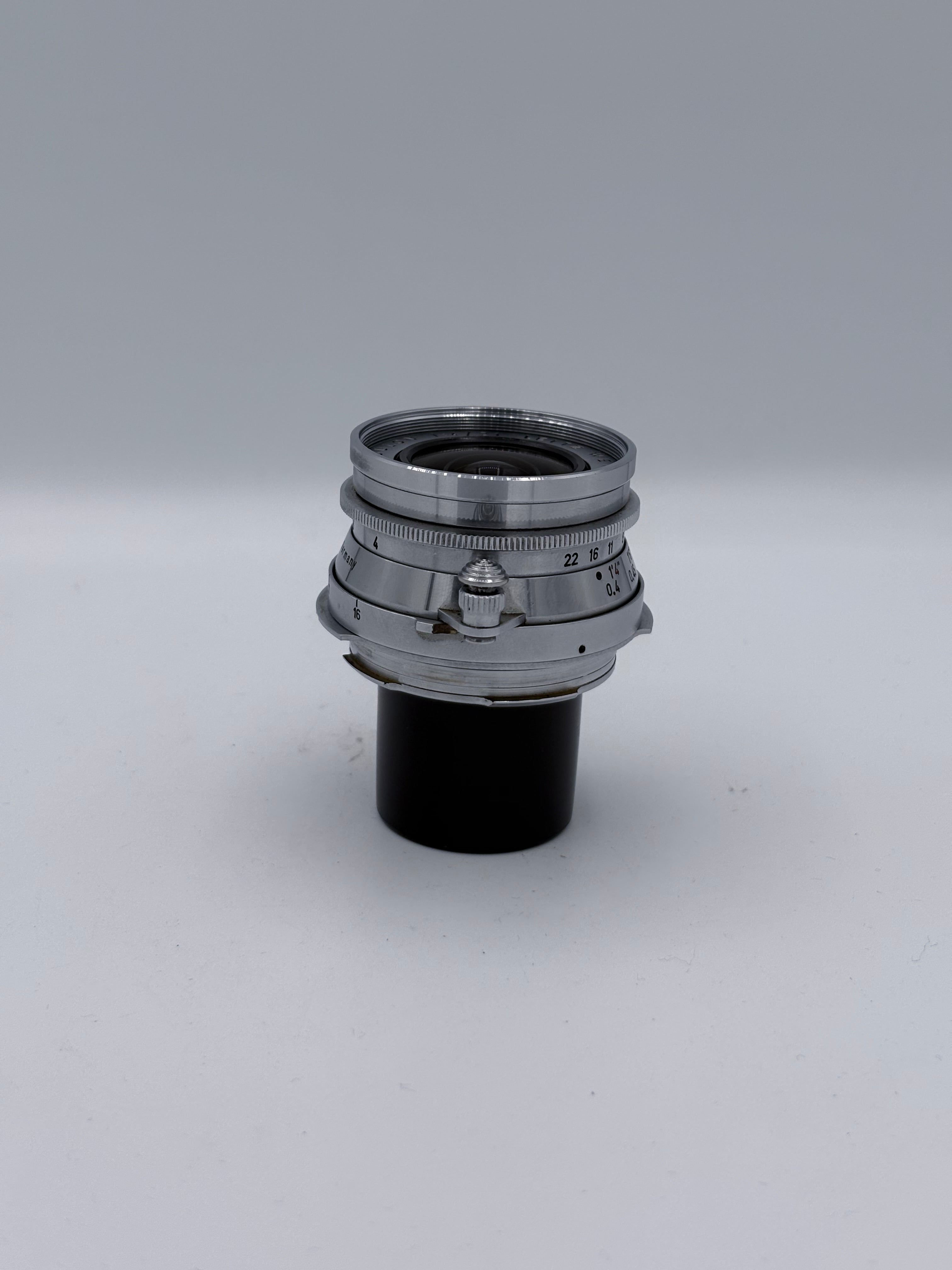 Leica SUPER-ANGULON 21mm f4 SN: 1676941
