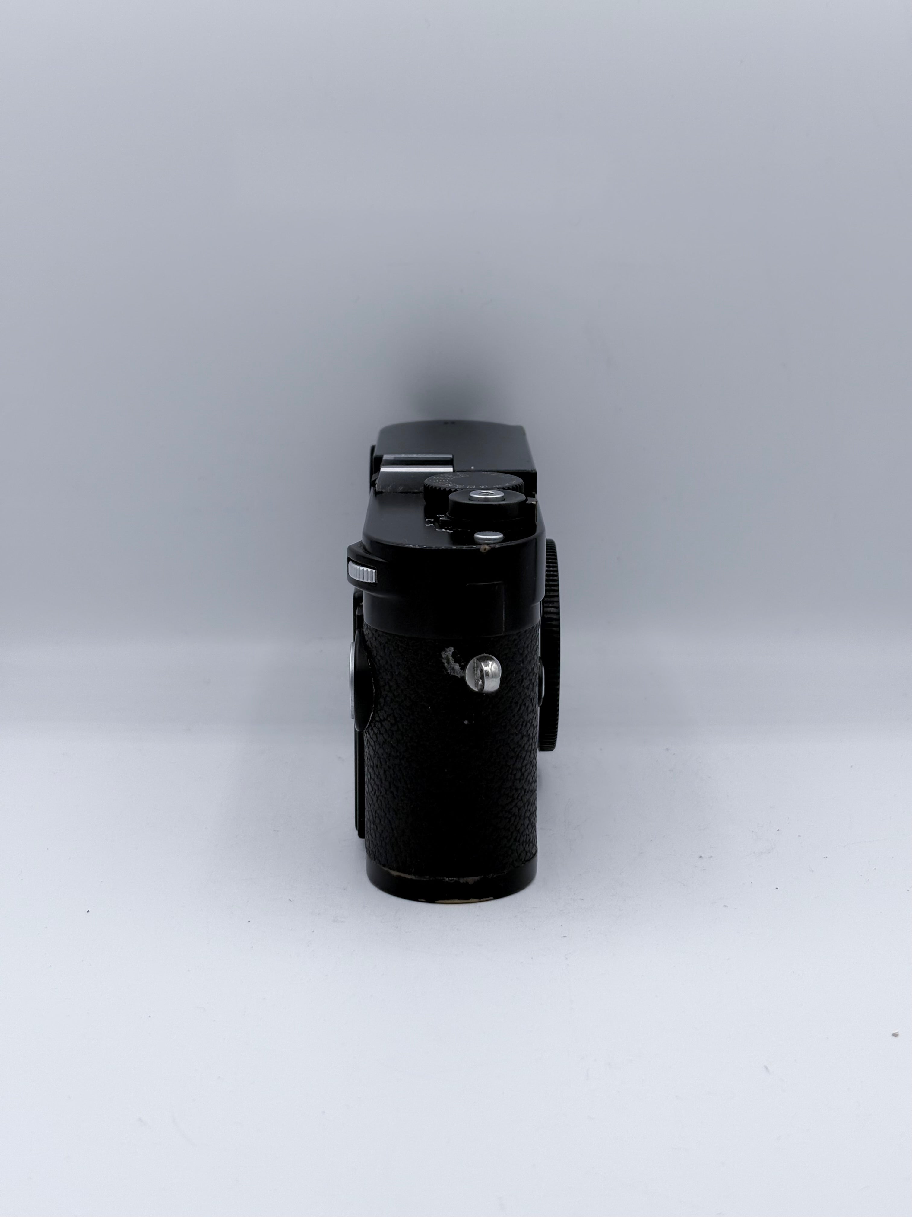 Leica M240 digital Black Paint SN: 4848111