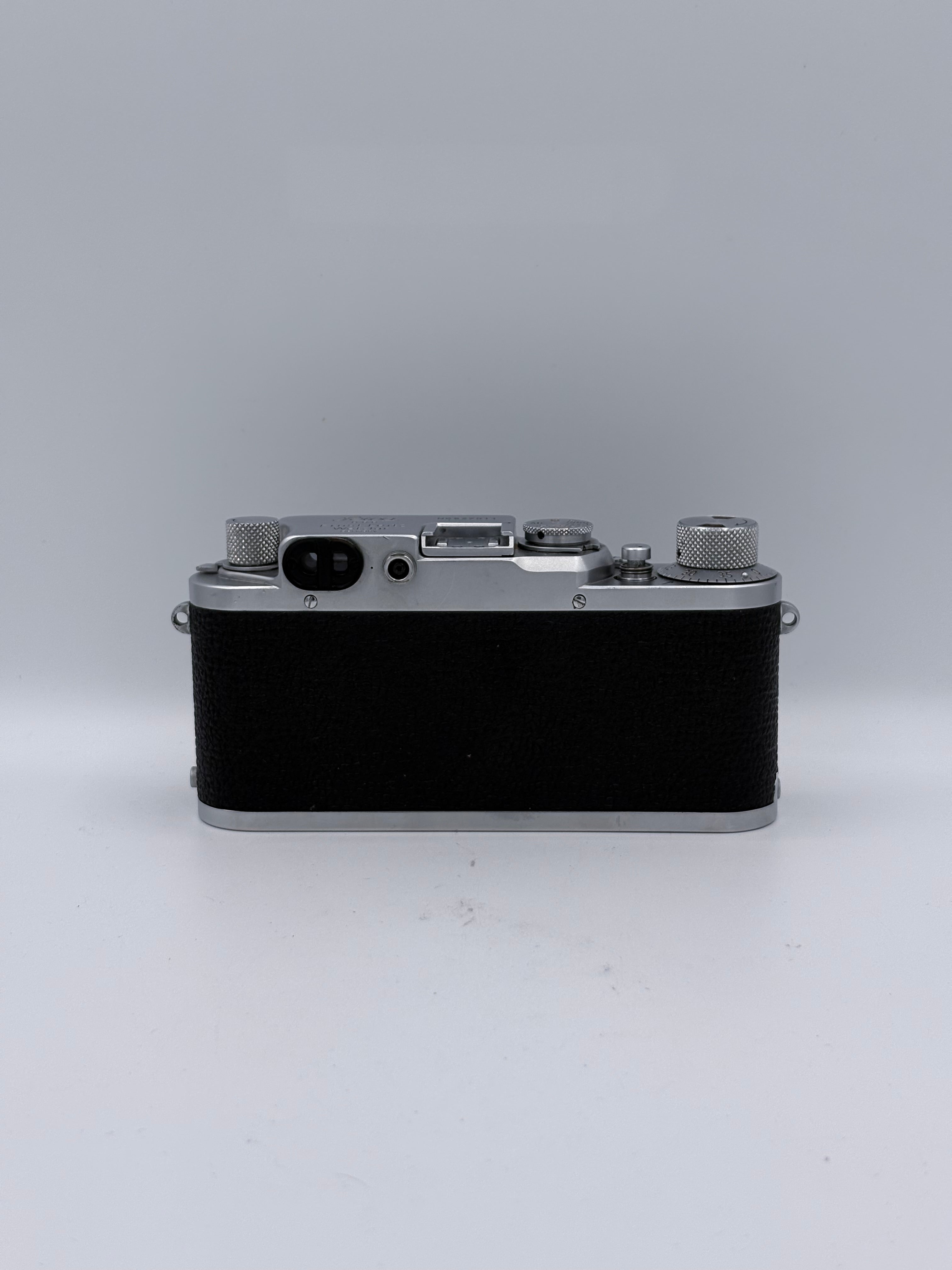 Leica iiif sn:527011 with 50 f2.8