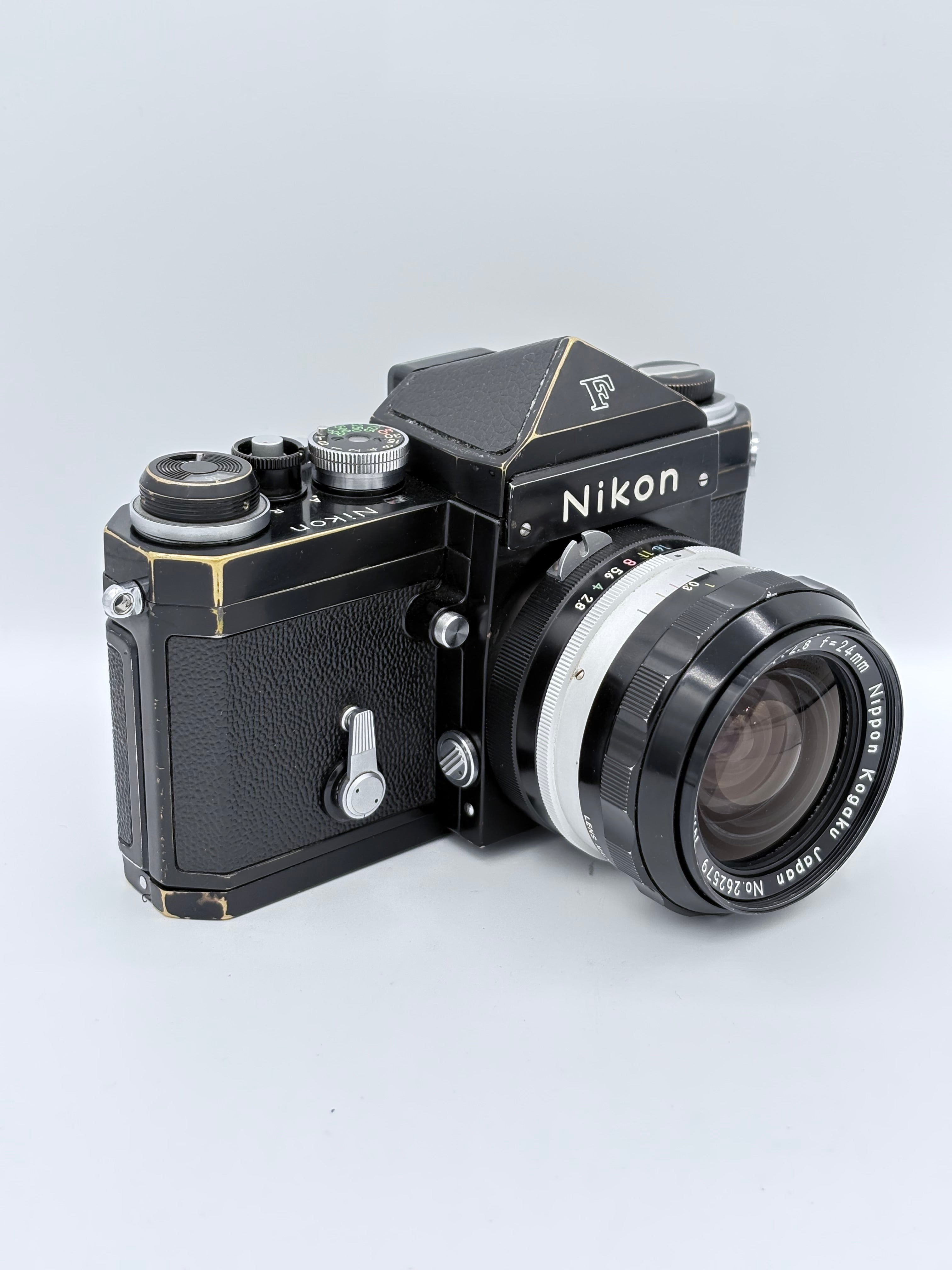 Nikon F SN: 7998606 & 28/2.8 Lens SN:262579