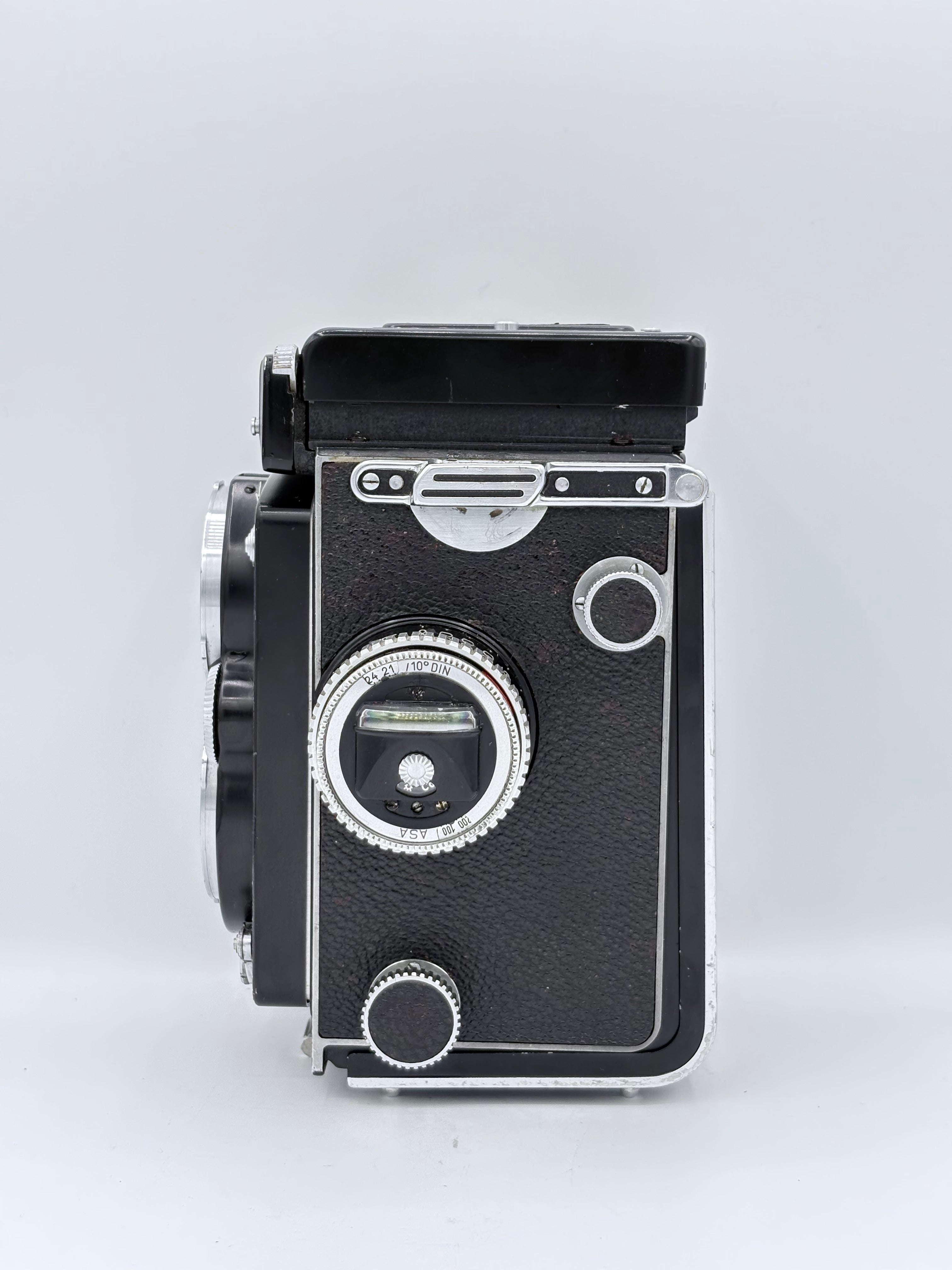  Rolleiflex 2.8C SN: 3069768
