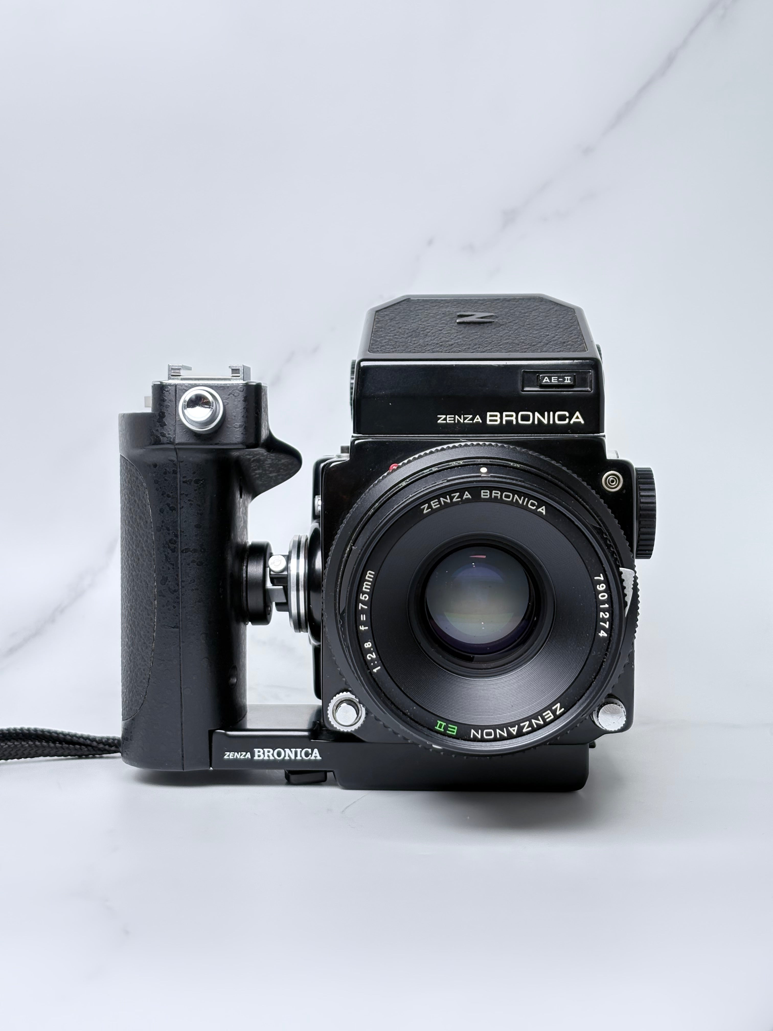 Zenza Bronica AE-II & 75mm Lens Set SN:7091274