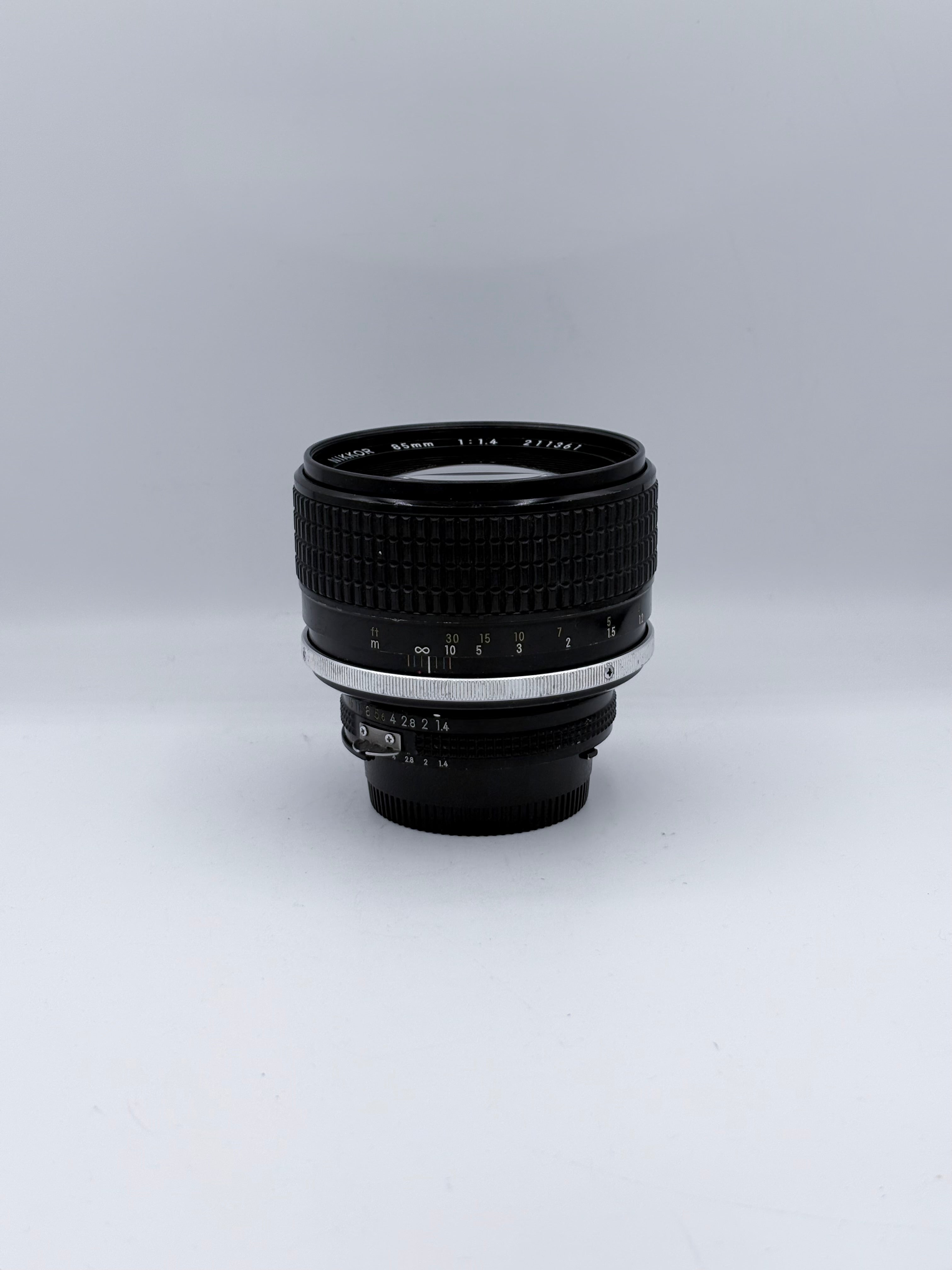 Nikon Nikkor 80mm F1.4 Lens SN: 211361