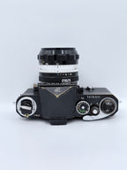 Nikon F SN: 7998606 & 28/2.8 Lens SN:262579