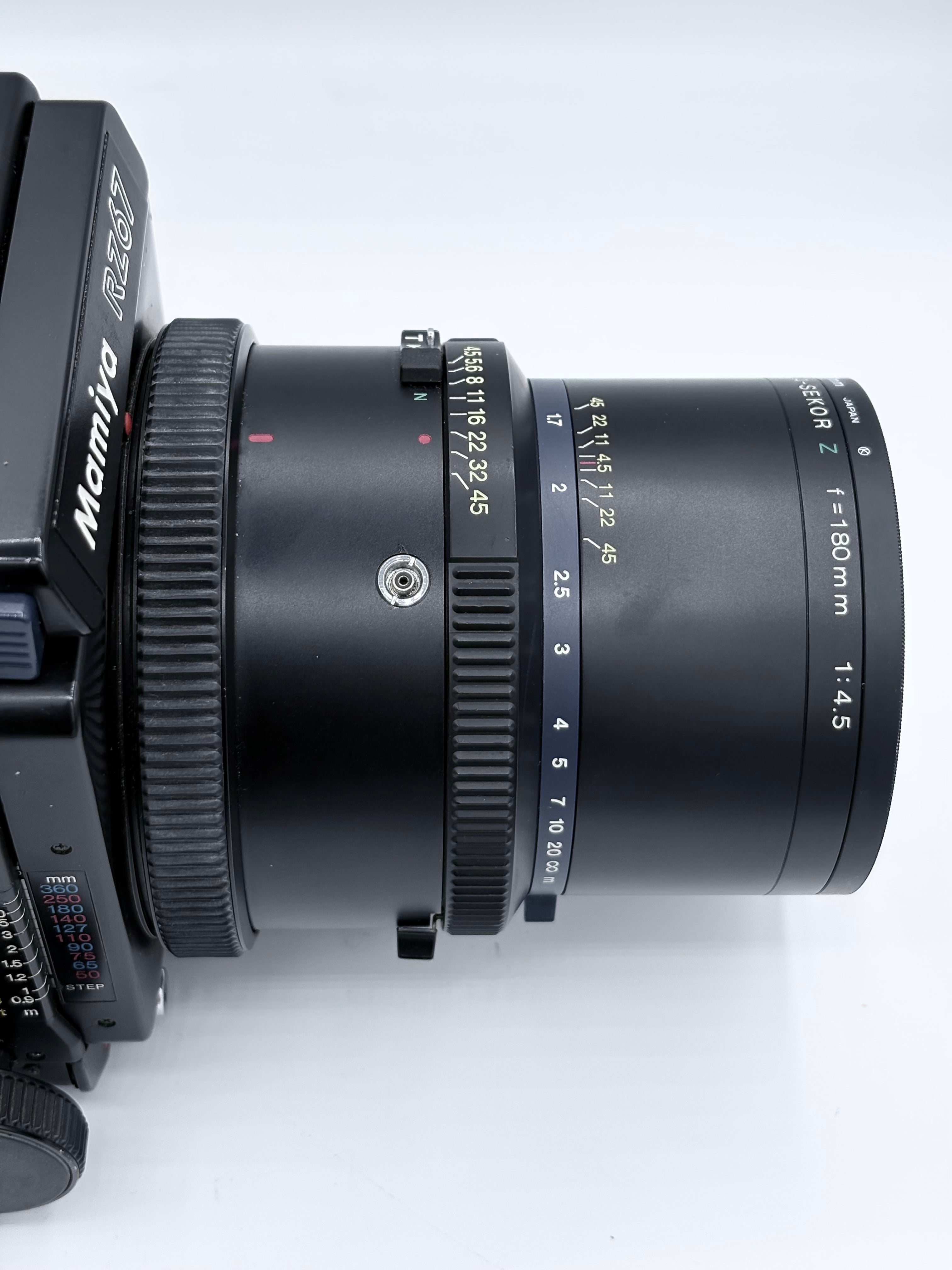 Mamiya RZ6/ PROFESSIONAL & Sekor Z 180mm f4.5 SN: H125223 & 15443