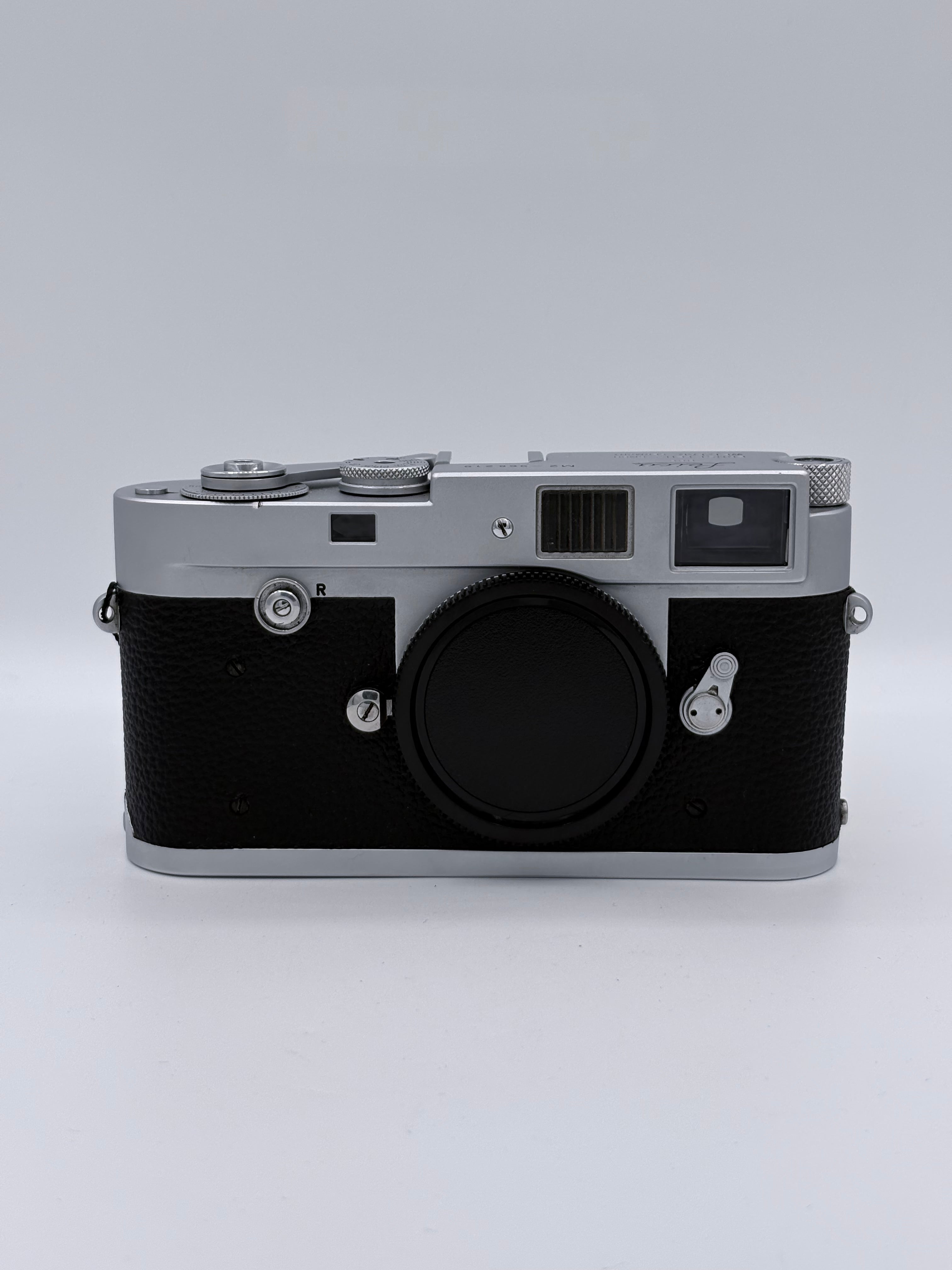 Leica M2 SN: 968 219
