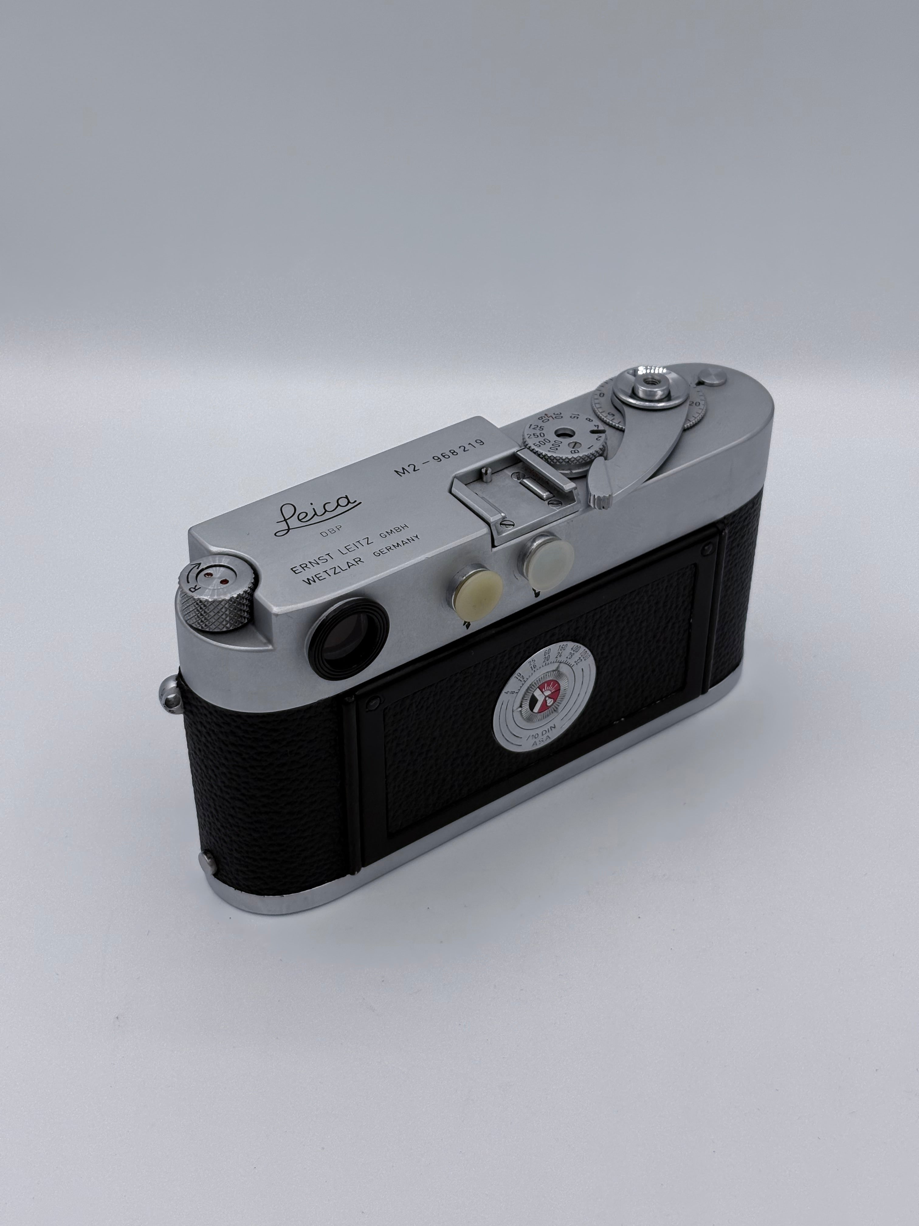 Leica M2 SN: 968 219