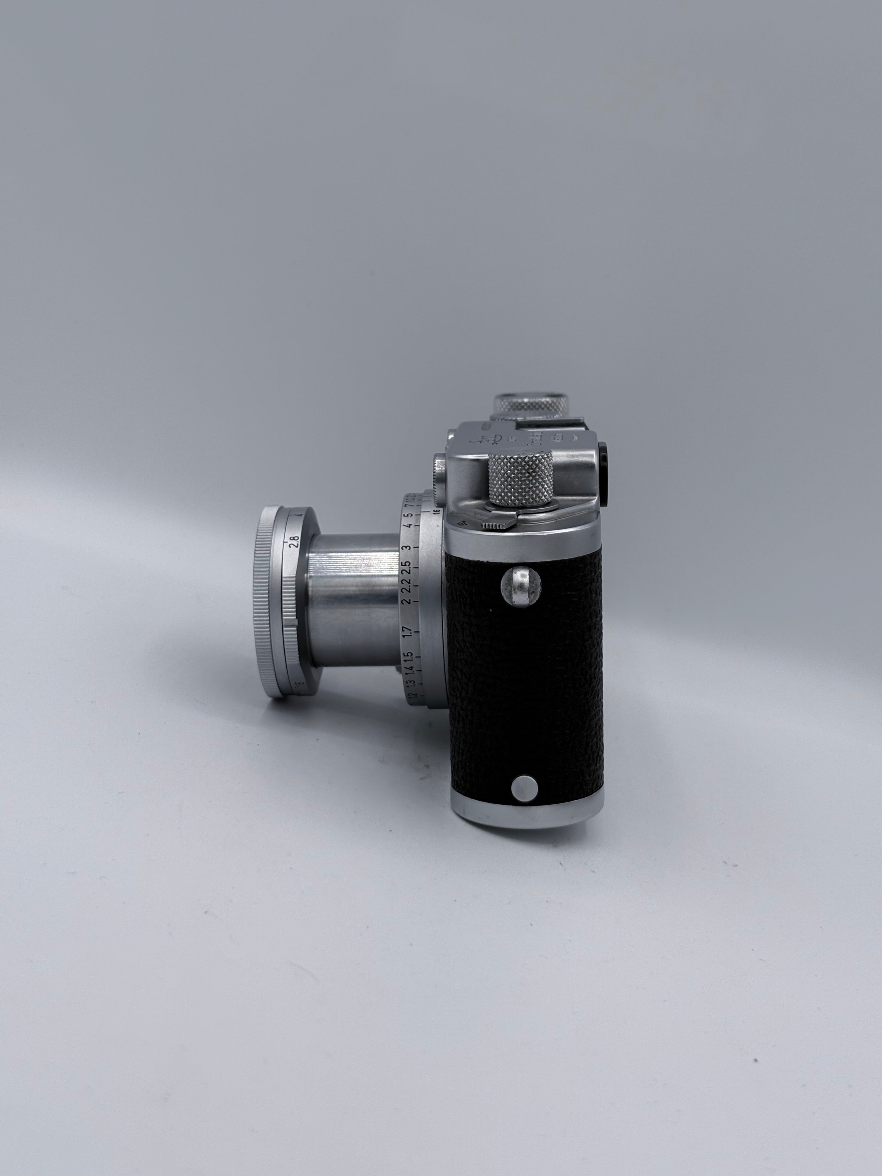 Leica iiif sn:527011 with 50 f2.8