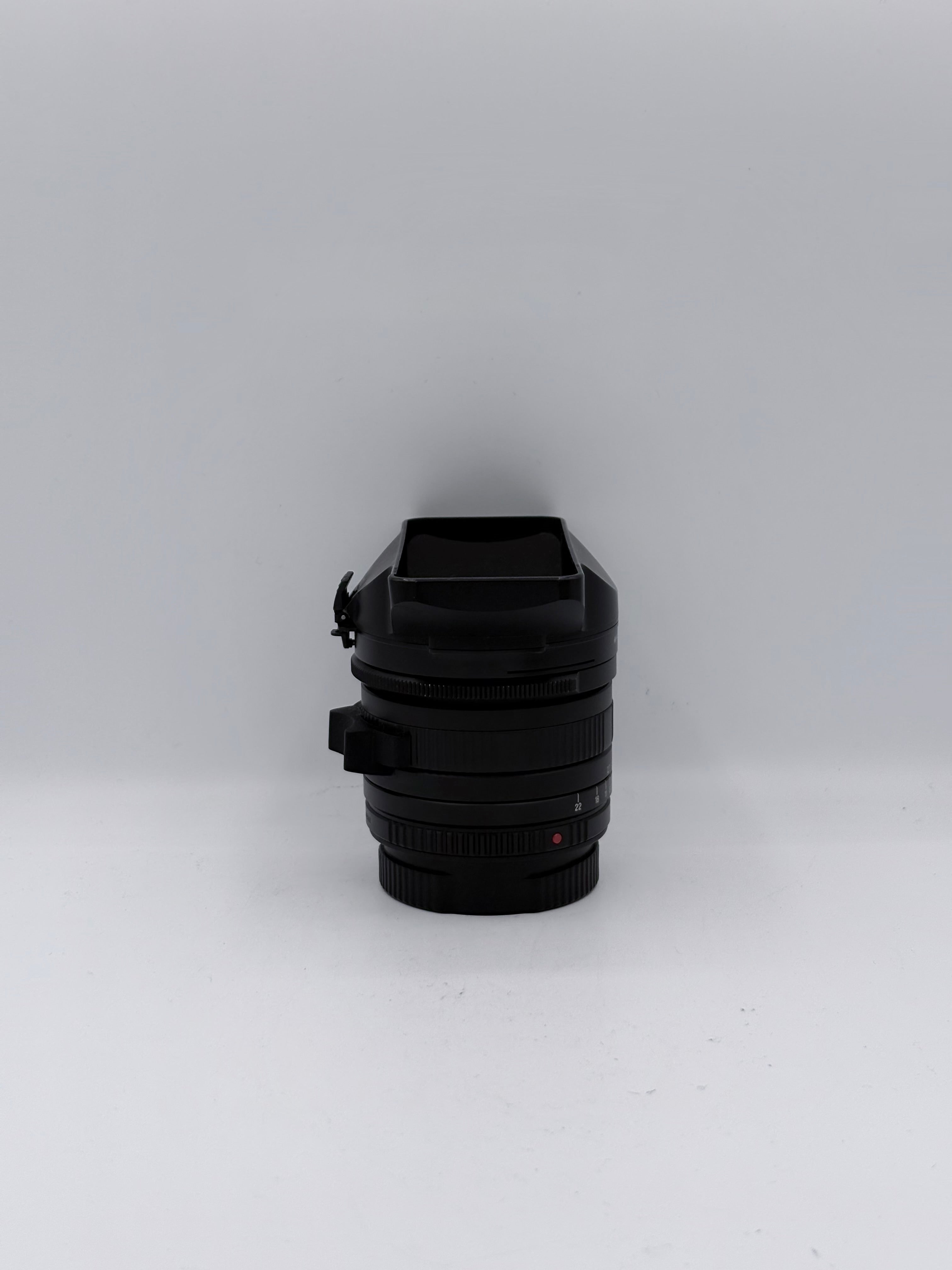 Hasselblad Xpan 30mm Len with Centre Grey Filter And Viewfinder Sn: 8XEE10006