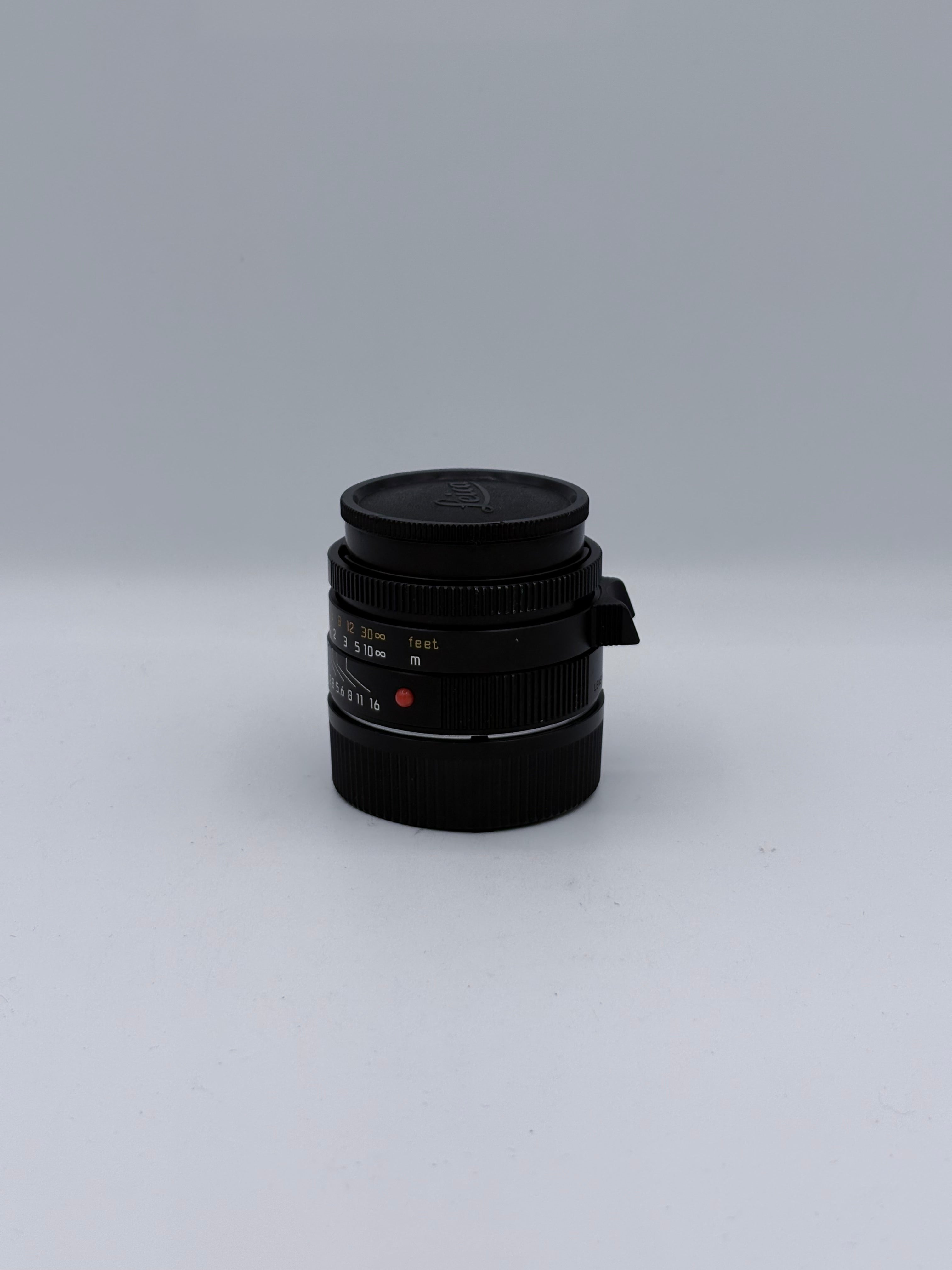 Leica 35/2 Summicron ASPH SN: 3822203
