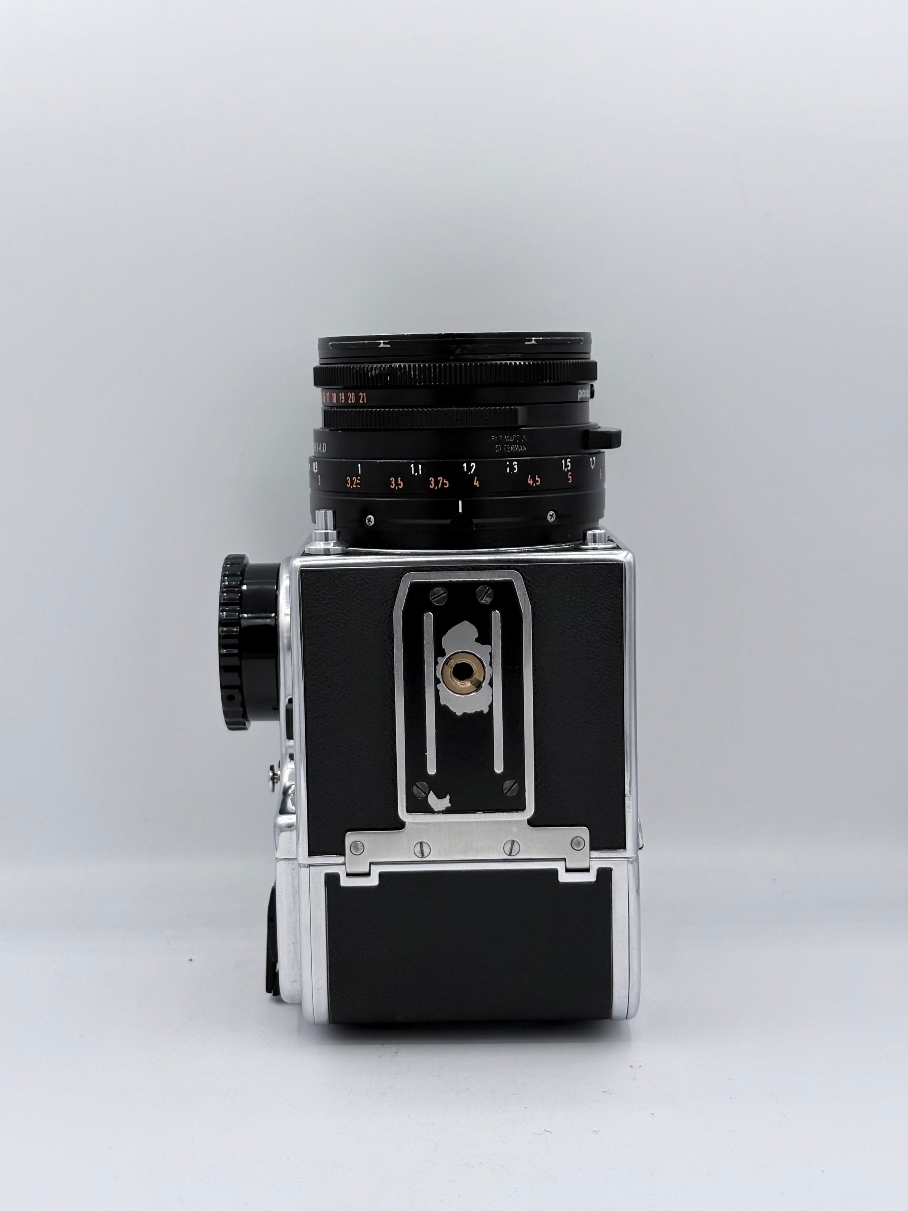 Hasselblad 500CM SN:1212058 & 80/2.8 CT SN:1212085