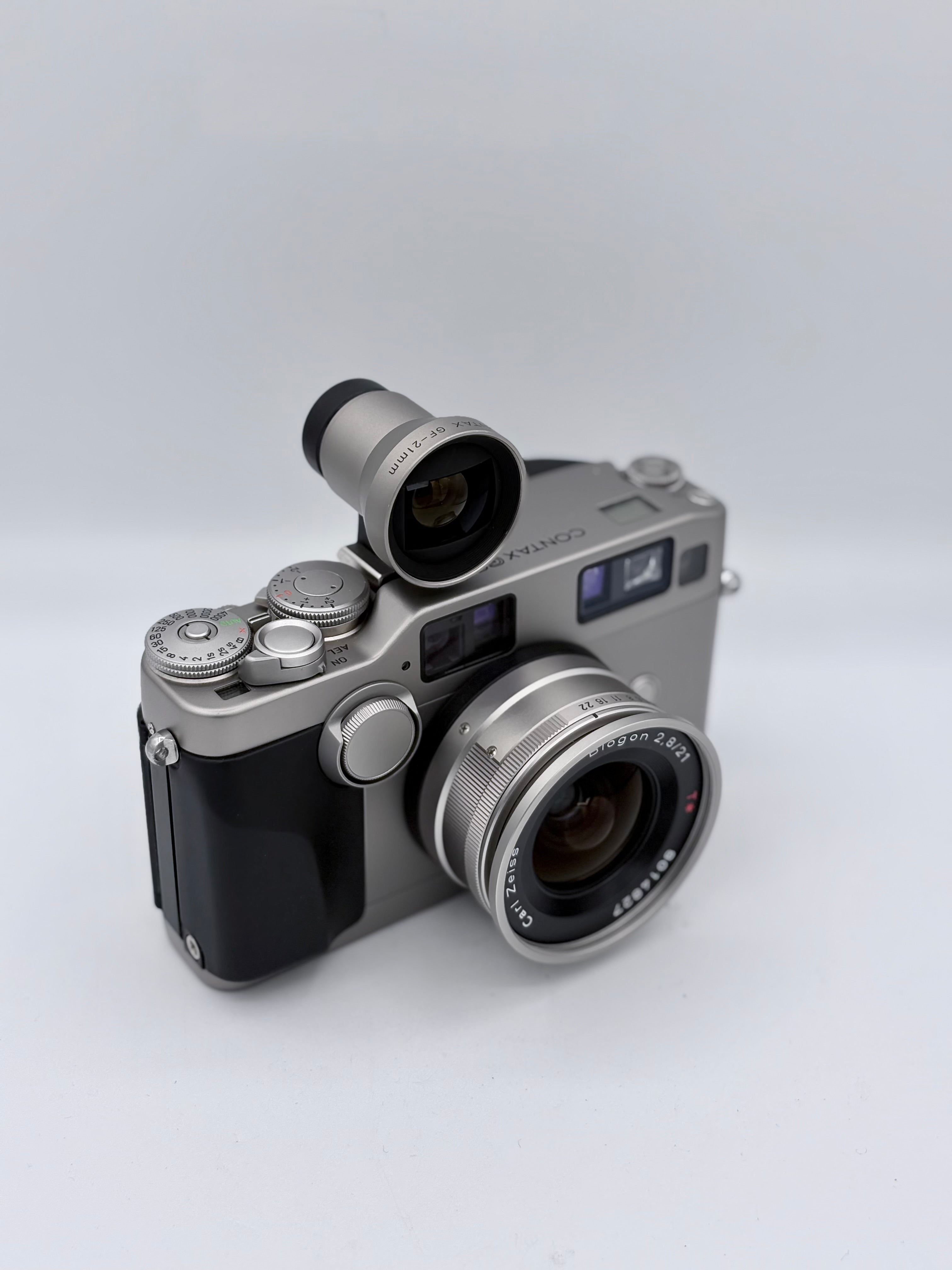 Contax 21/2.8 SN: 8014827