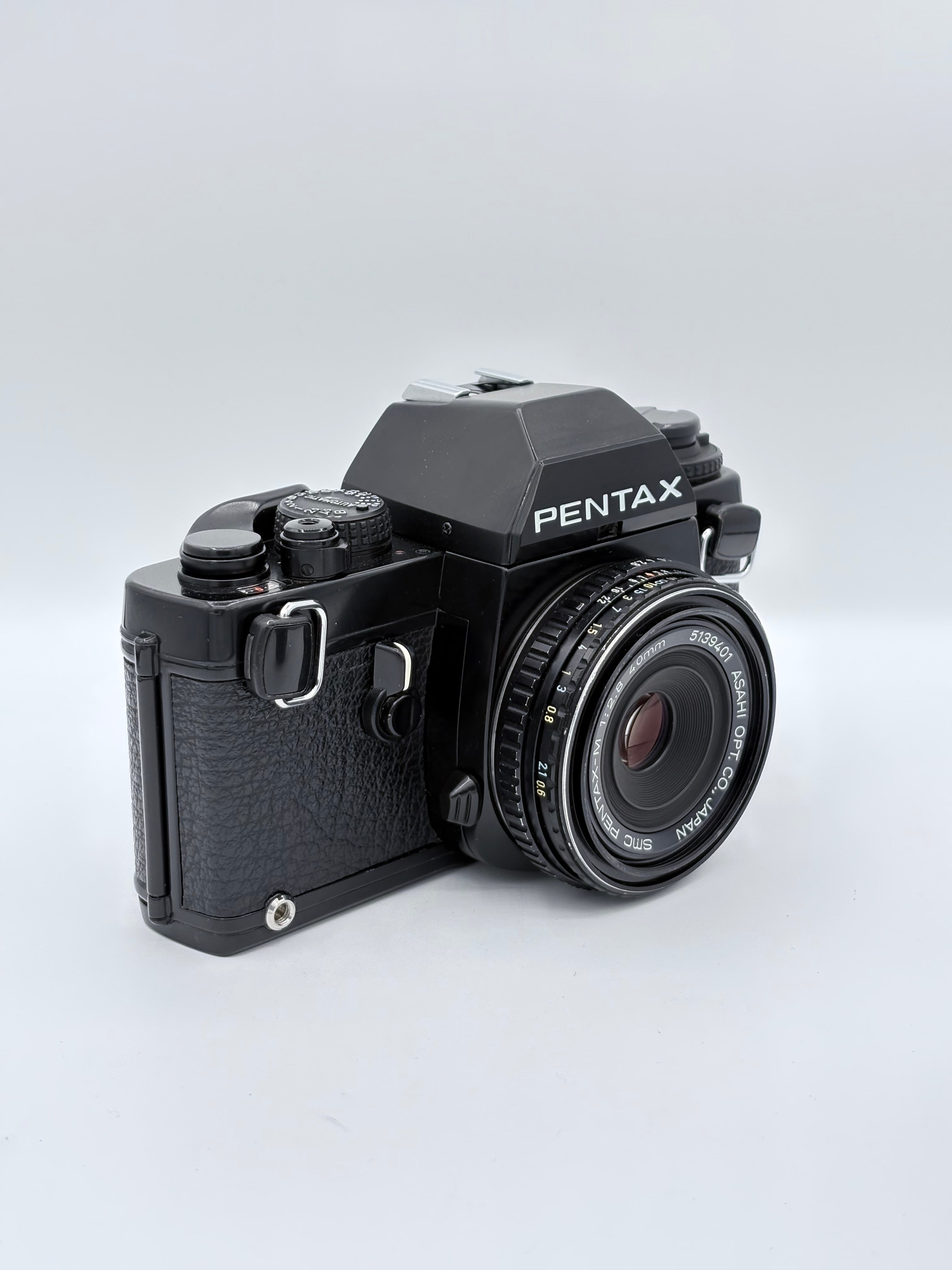 Pentax LX SN: 5324137 & 40/2.8 SN: 5139401