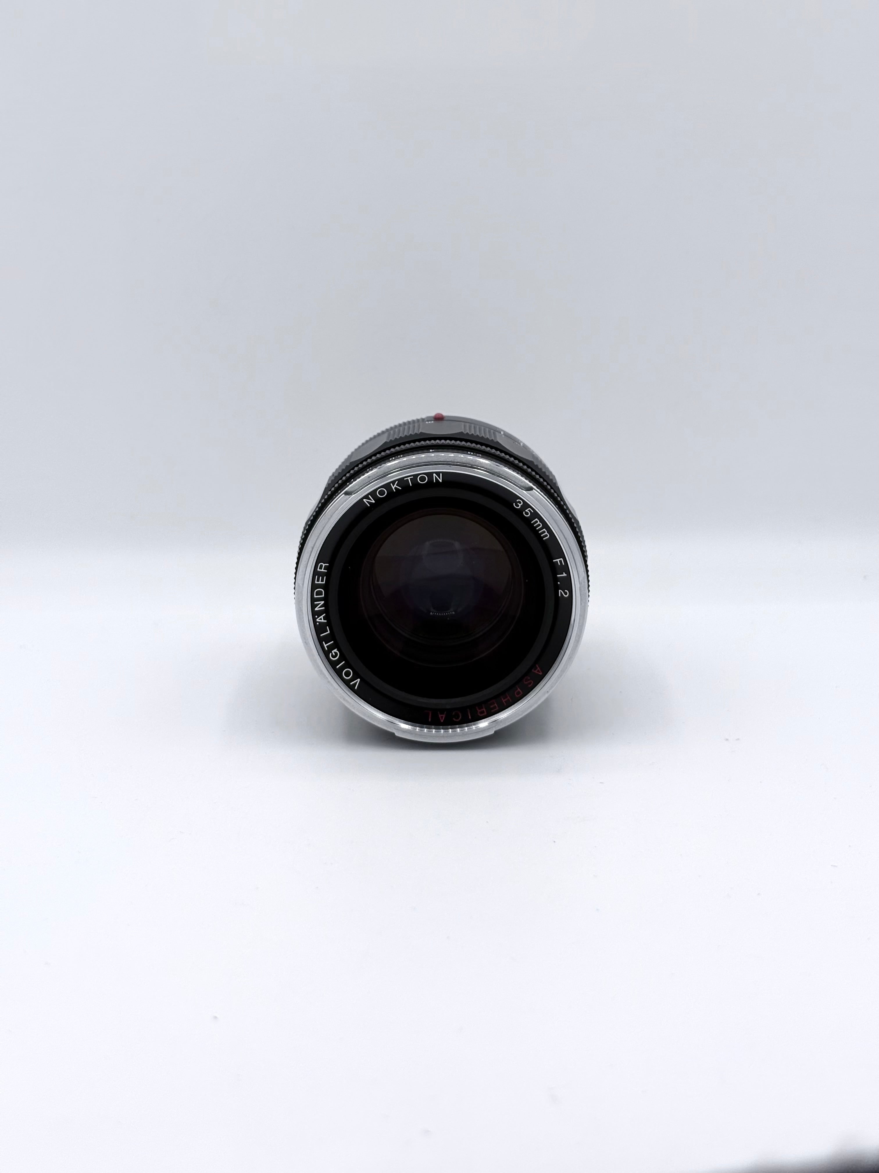 Voigtlander Nokton 35mm f1.2 ASPH SN: 08551667
