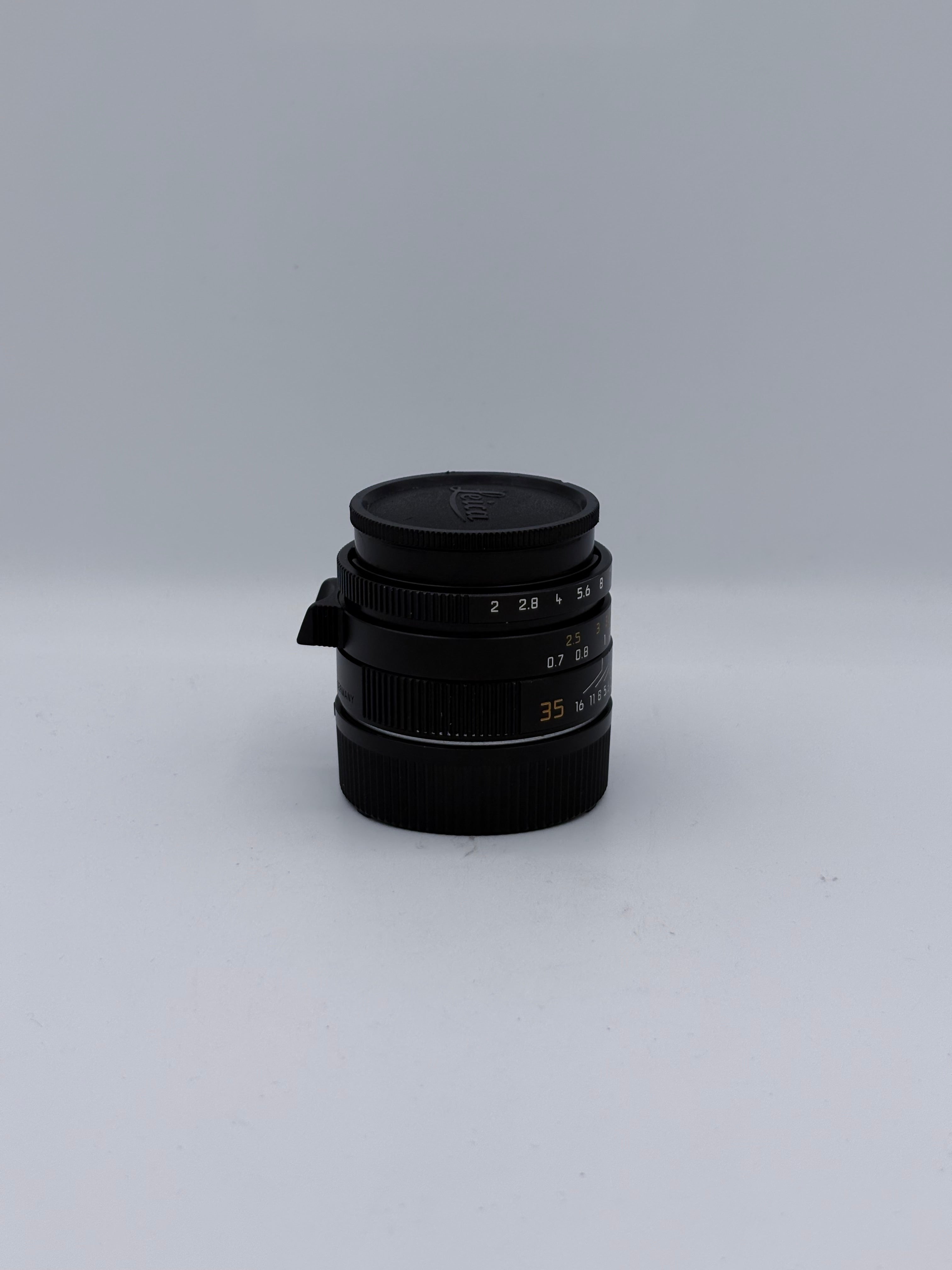 Leica 35/2 Summicron ASPH SN: 3822203