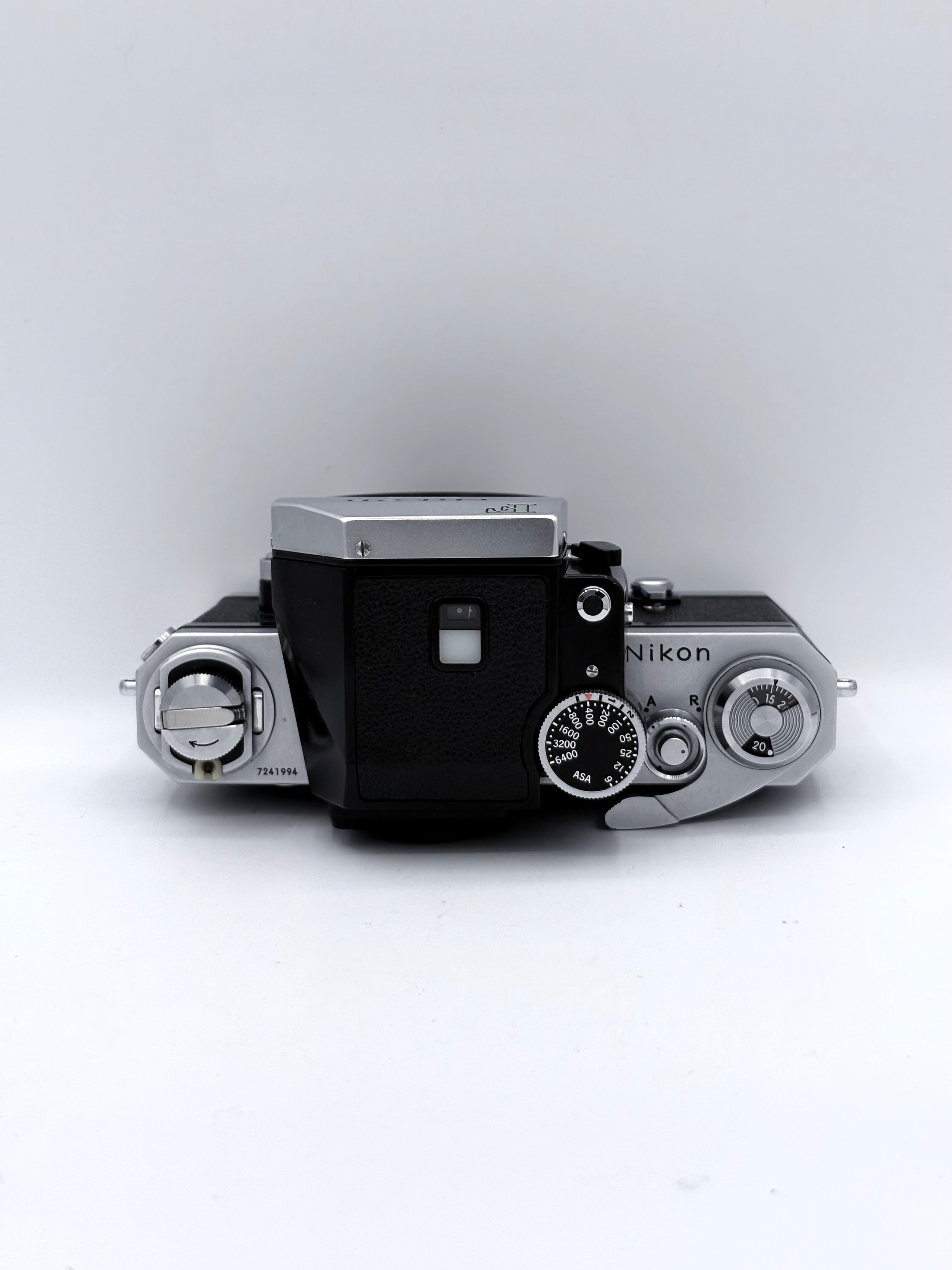 Nikon F SN:7241994