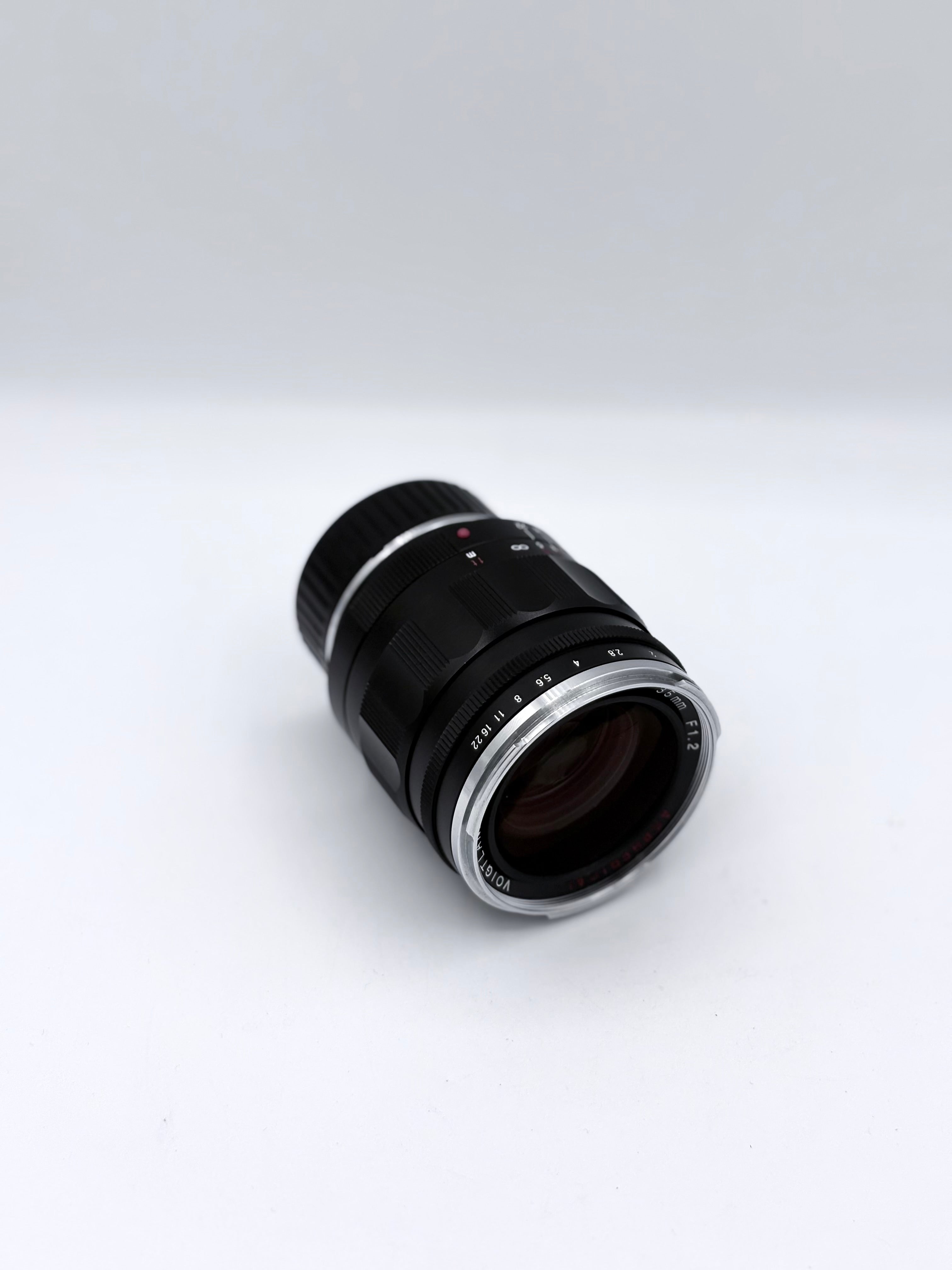 Voigtlander Nokton 35mm f1.2 ASPH SN: 08551667