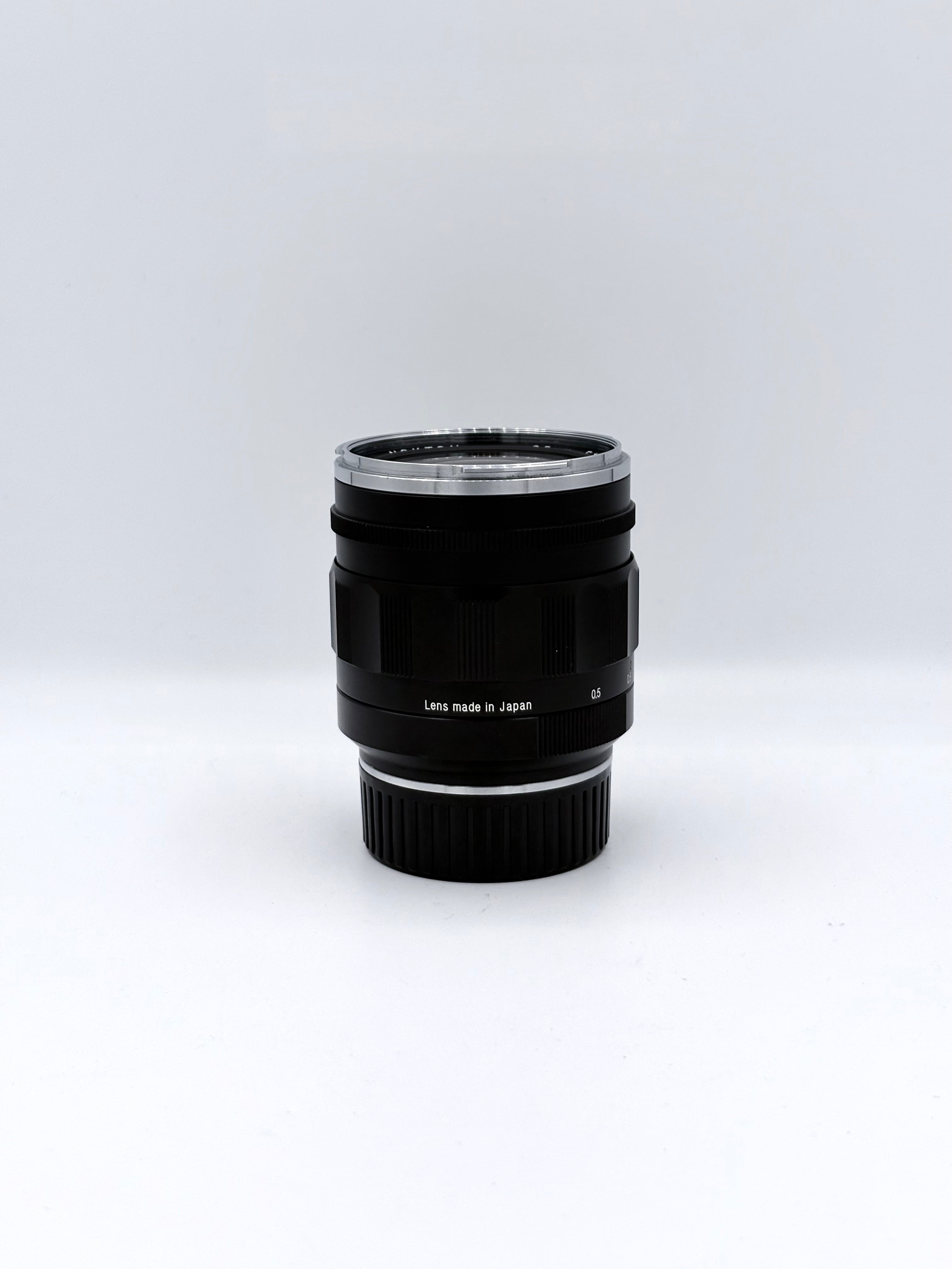 Voigtlander Nokton 35mm f1.2 ASPH SN: 08551667