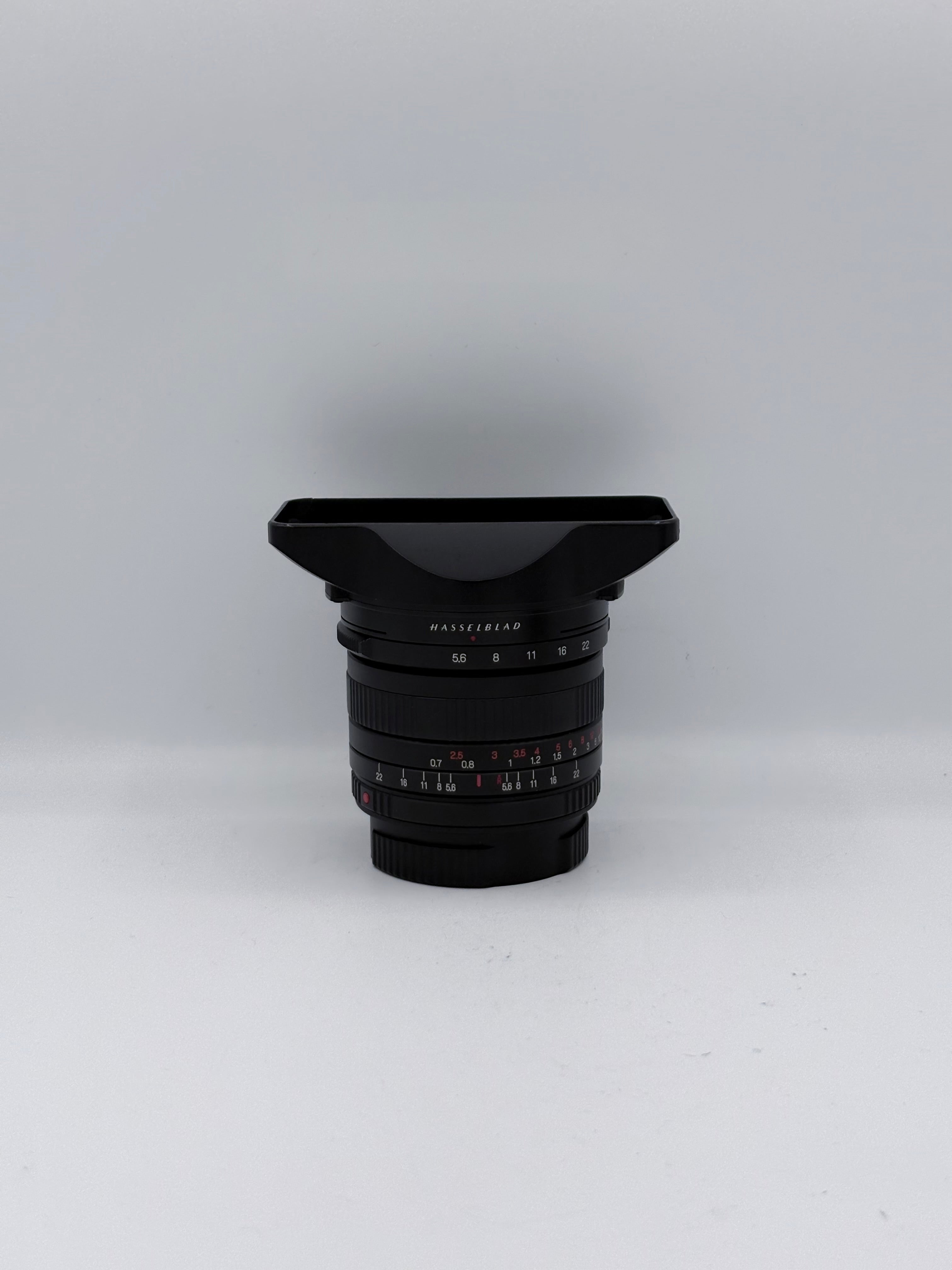 Hasselblad Xpan 30mm Len with Centre Grey Filter And Viewfinder Sn: 8XEE10006