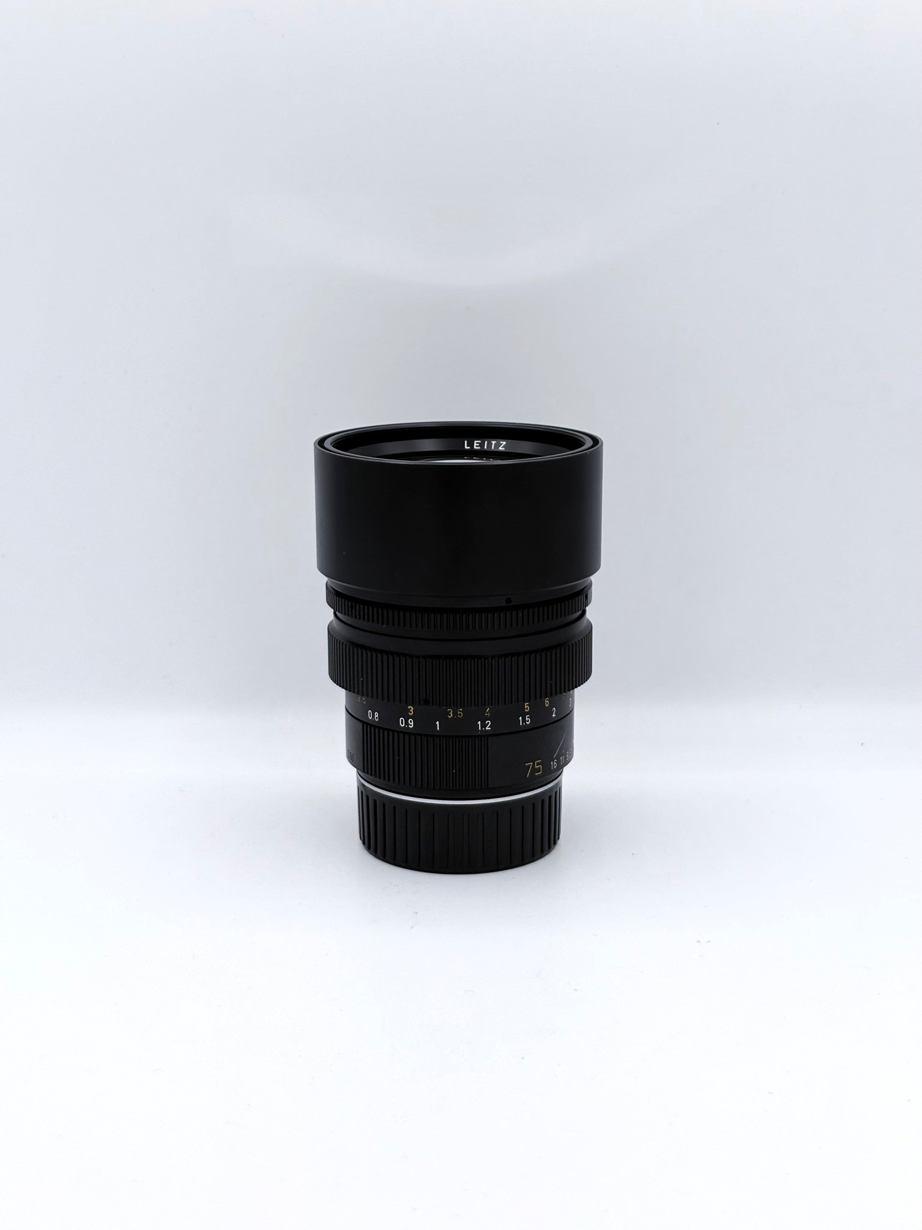 Leica SUMMILUX-M 75mm f1.4 SN: 3258193