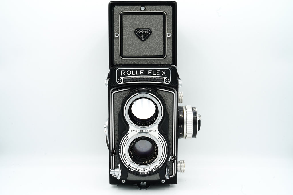 Rolleiflex 3.5T new in box with case SN: 3004932