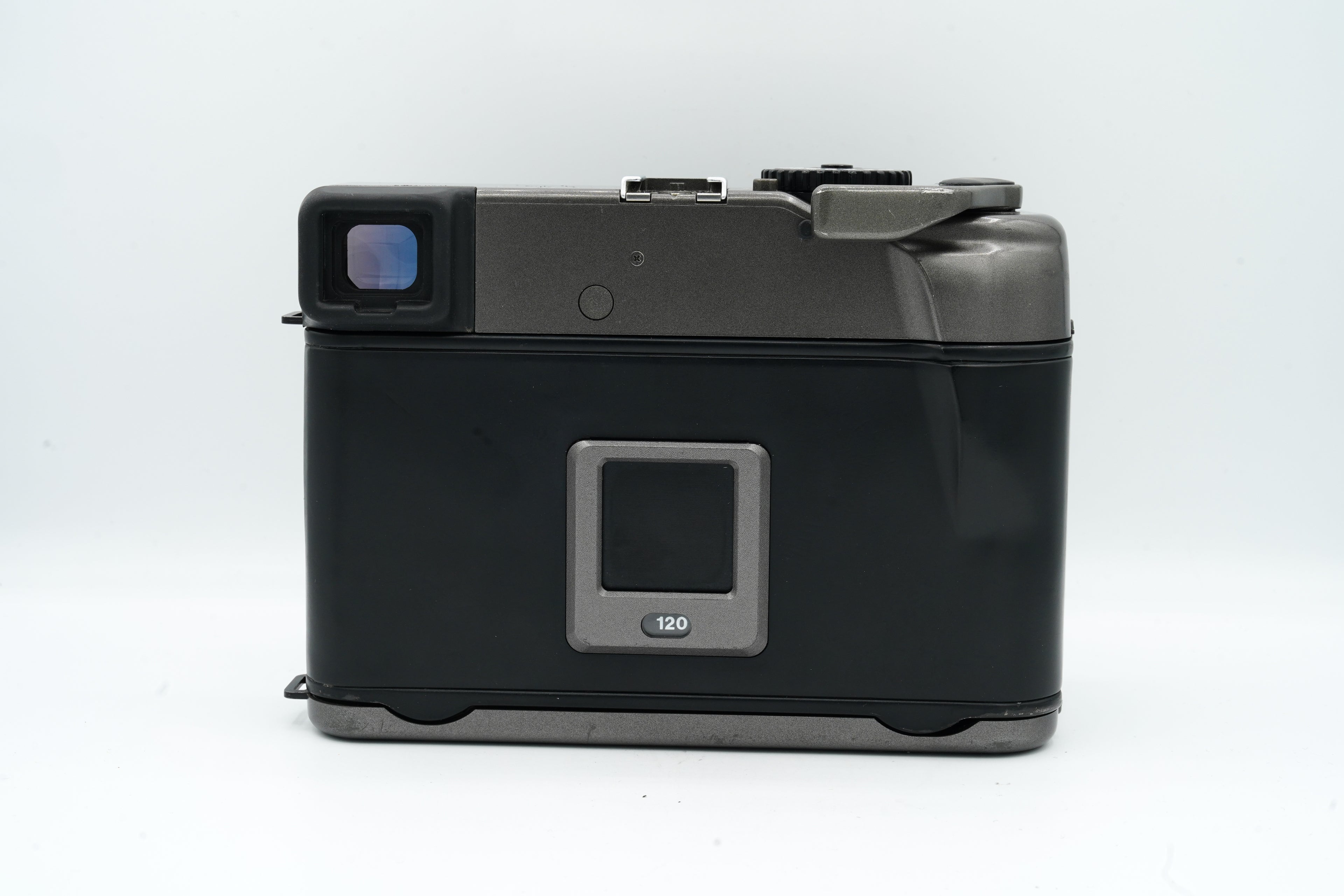 Mamiya 7 SN: RI1145
