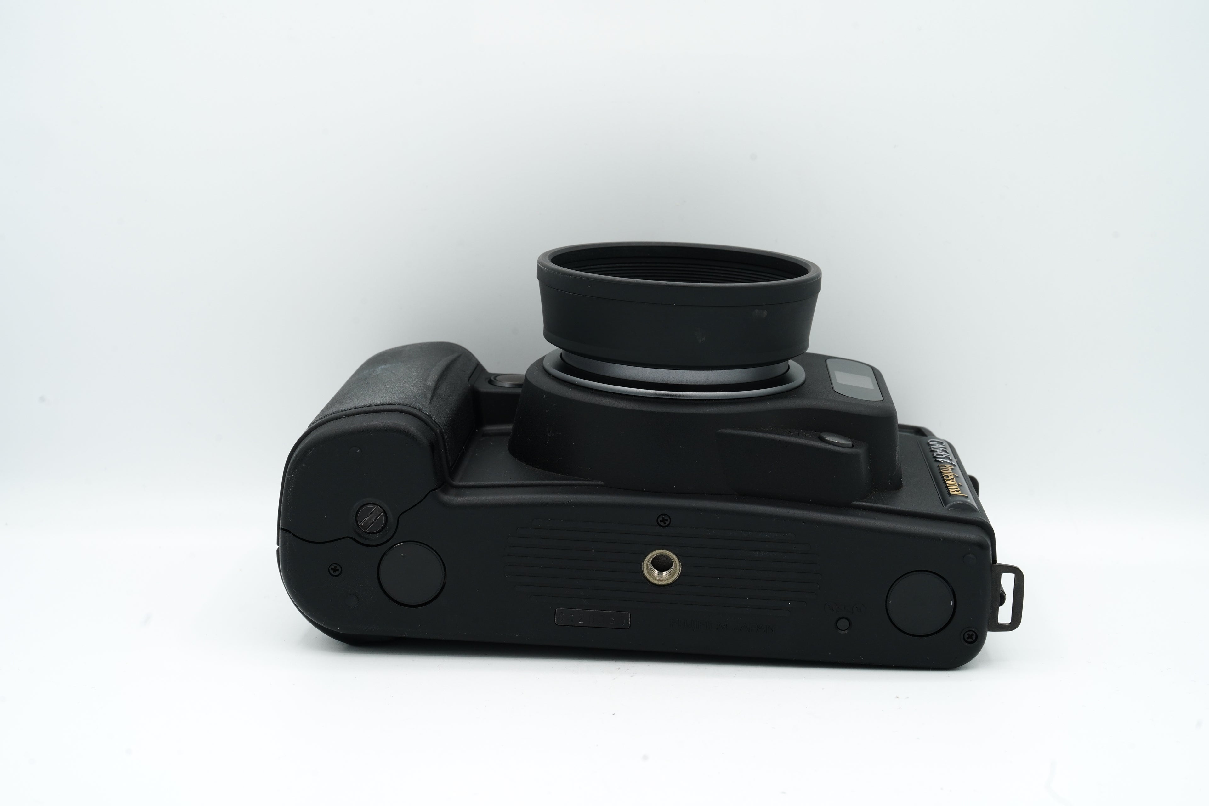 Fuji GA 645i SN: 8120050